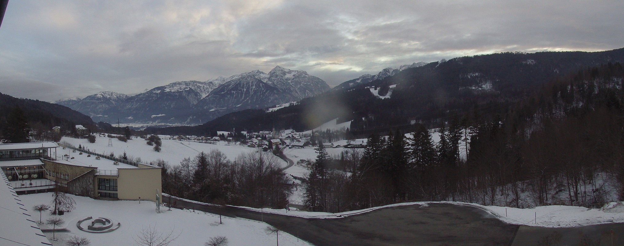 Archiv Foto Webcam Landeskrankenhaus Laas (Gailtal)