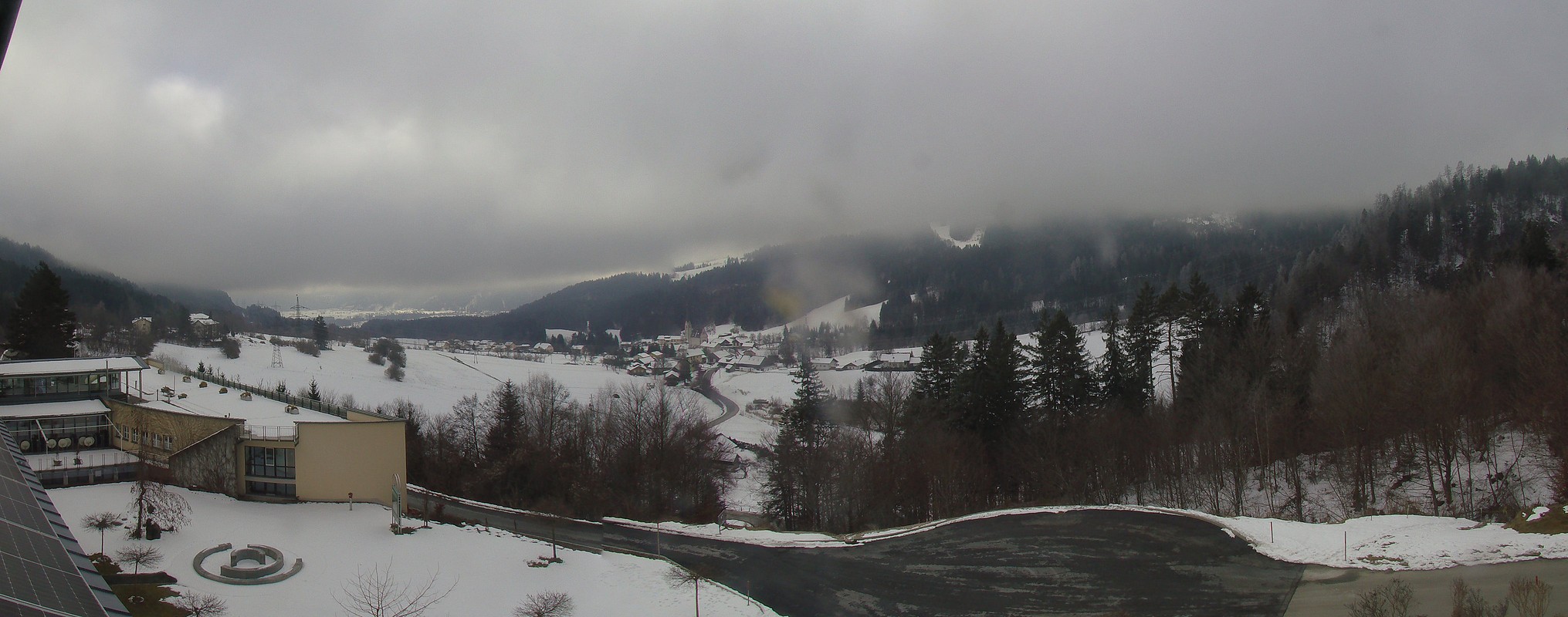 Archiv Foto Webcam Landeskrankenhaus Laas (Gailtal)