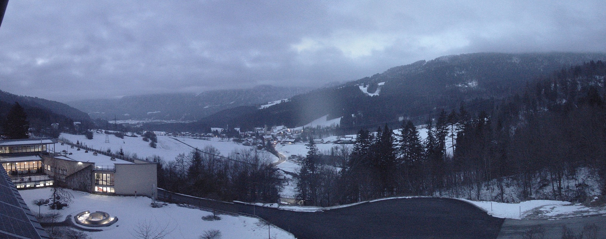 Archiv Foto Webcam Landeskrankenhaus Laas (Gailtal)