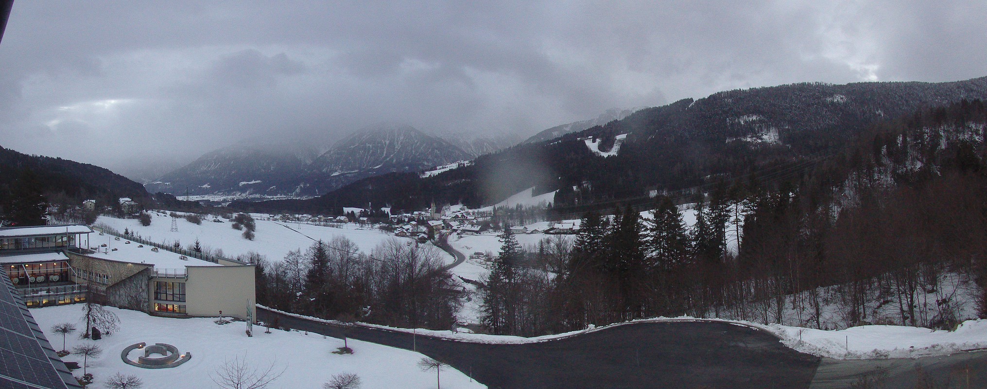 Archiv Foto Webcam Landeskrankenhaus Laas (Gailtal)