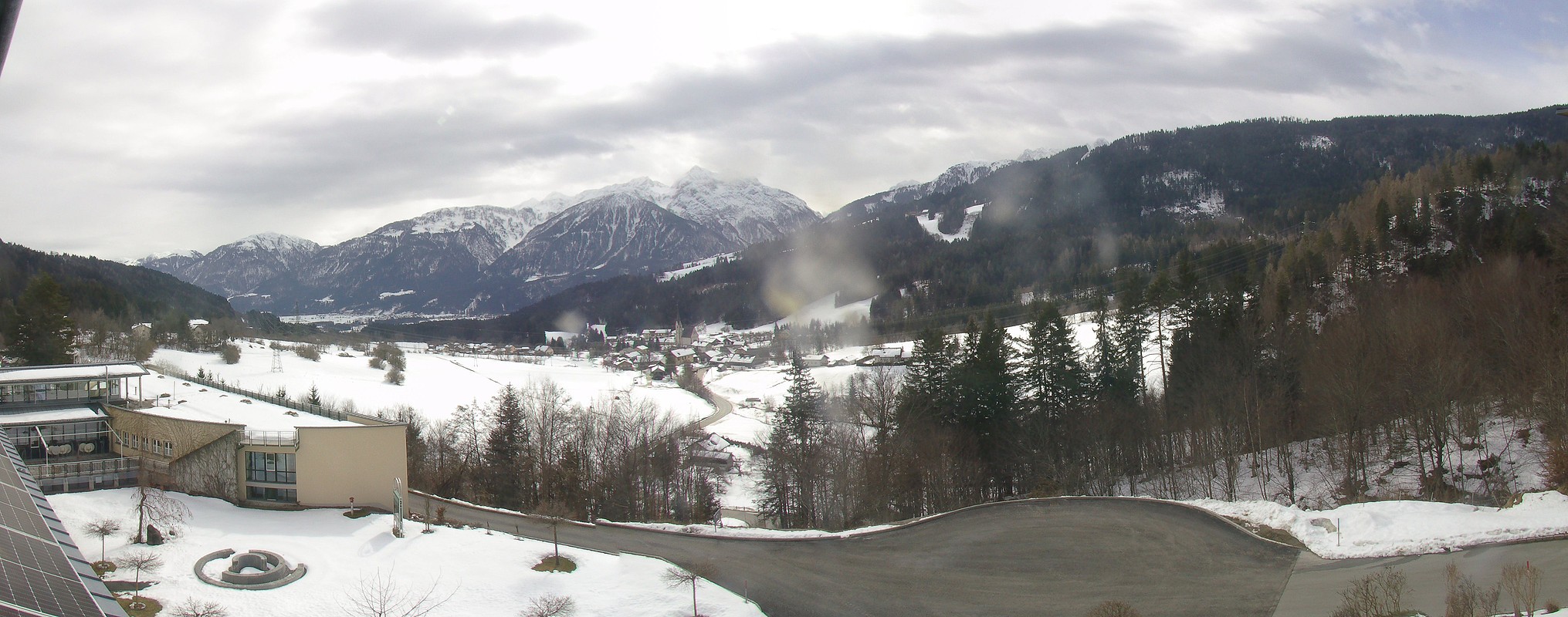 Archiv Foto Webcam Landeskrankenhaus Laas (Gailtal)