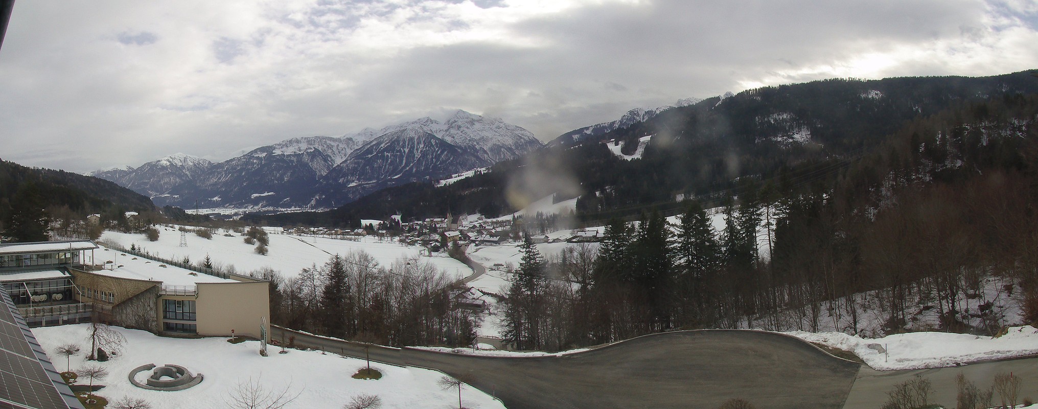 Archiv Foto Webcam Landeskrankenhaus Laas (Gailtal)