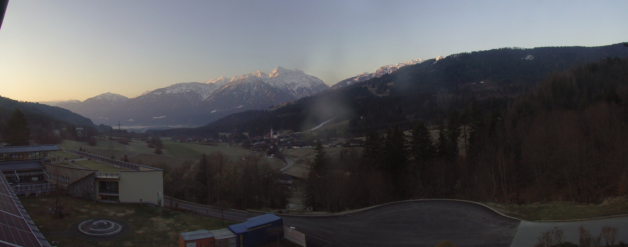 Archiv Foto Webcam Landeskrankenhaus Laas (Gailtal)