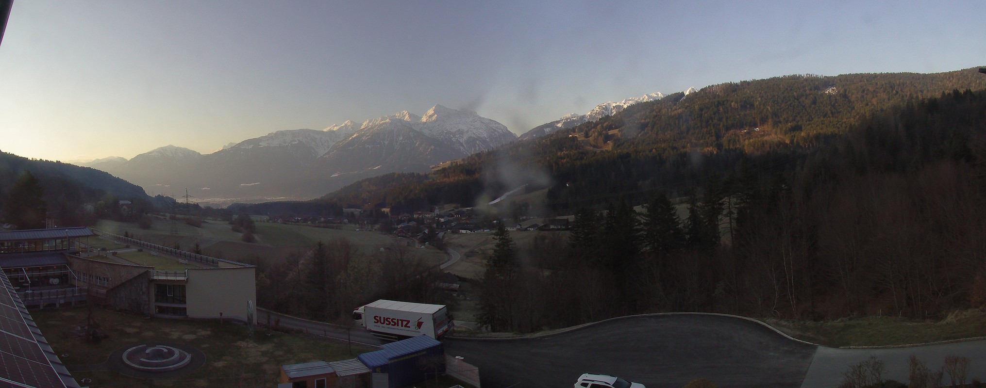 Archiv Foto Webcam Landeskrankenhaus Laas (Gailtal)