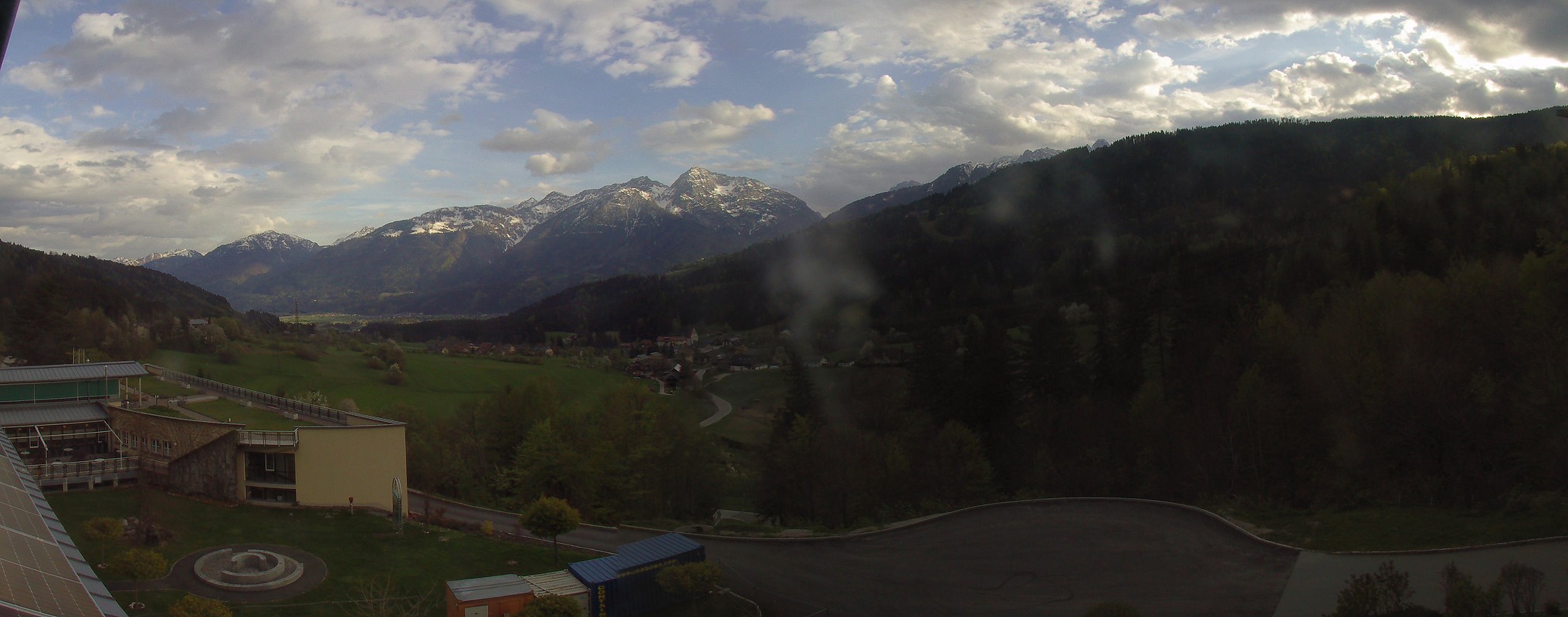 Archiv Foto Webcam Landeskrankenhaus Laas (Gailtal)