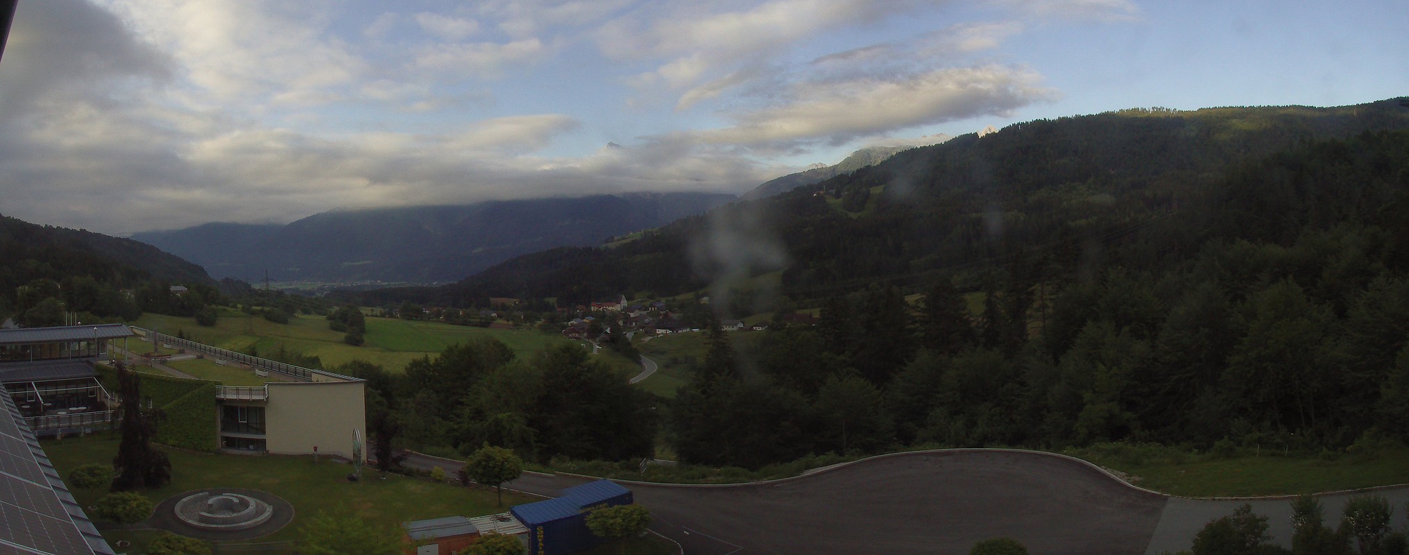 Archived image Webcam Landeskrankenhaus Laas hospital