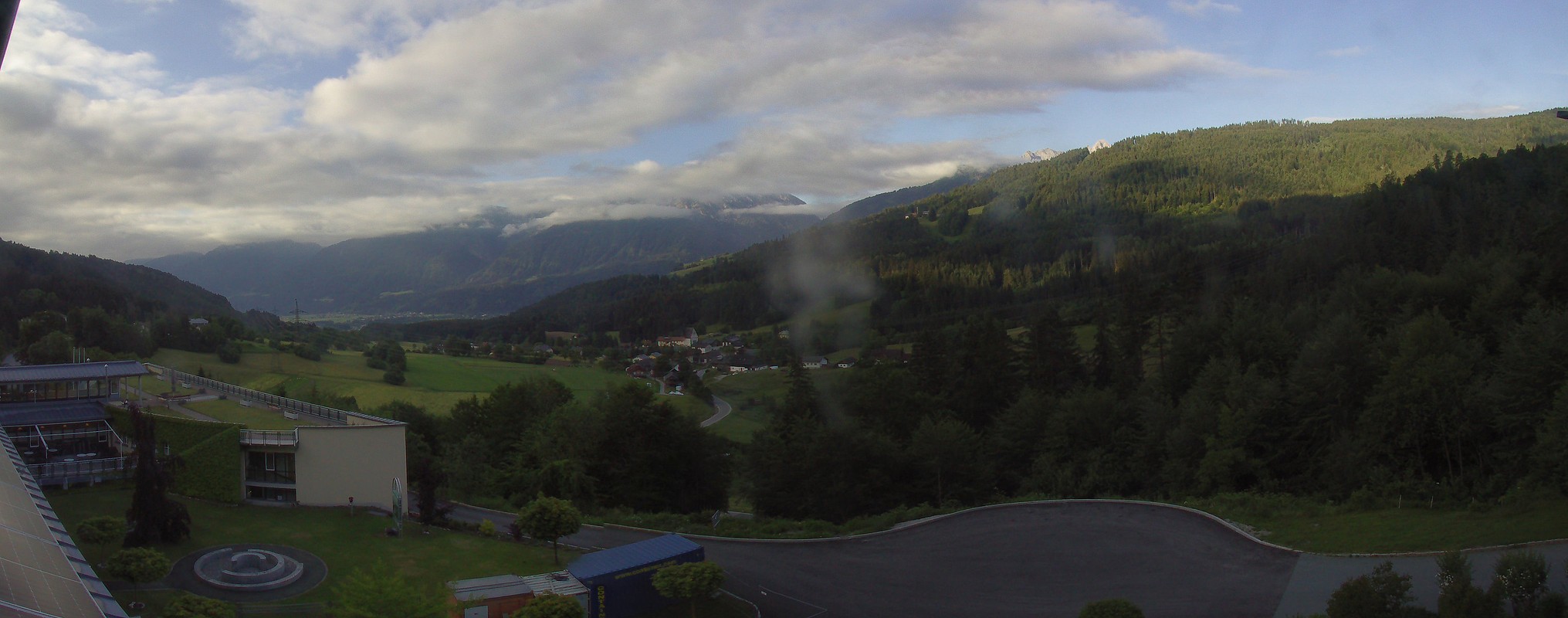 Archived image Webcam Landeskrankenhaus Laas hospital