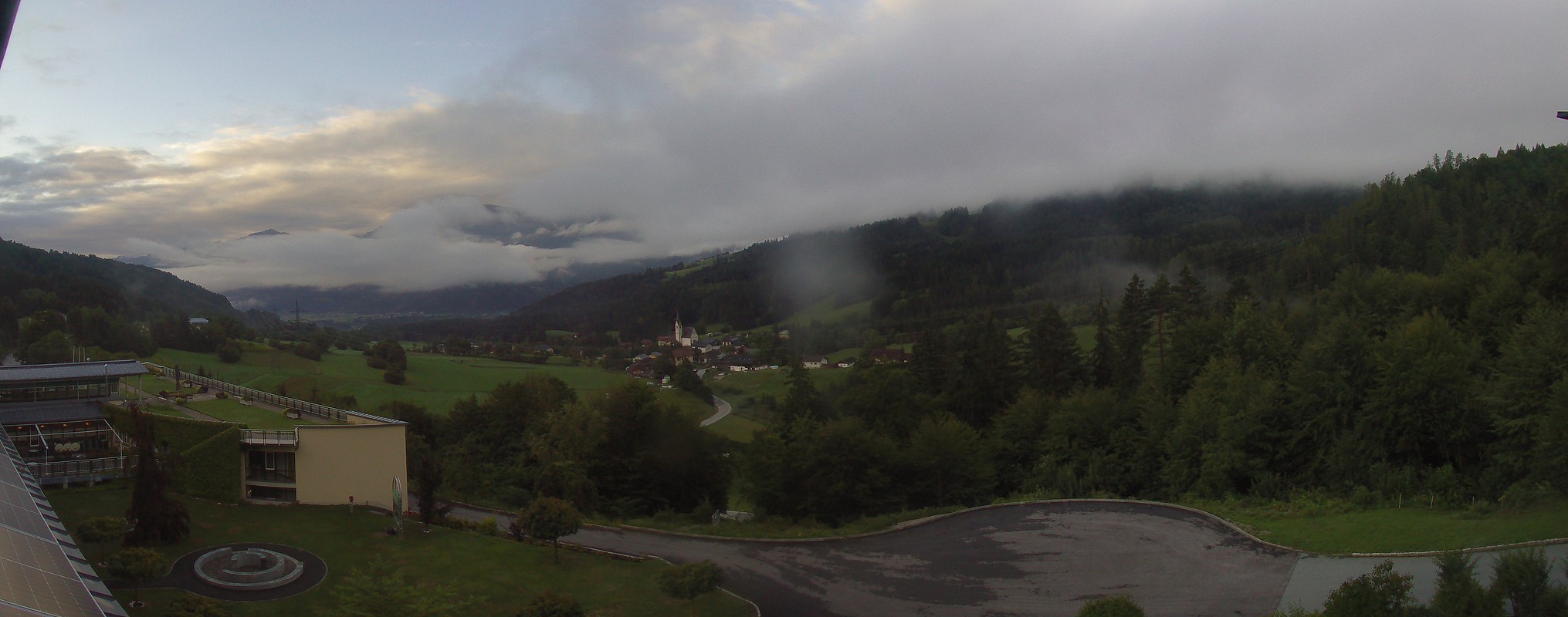 Archiv Foto Webcam Landeskrankenhaus Laas (Gailtal)