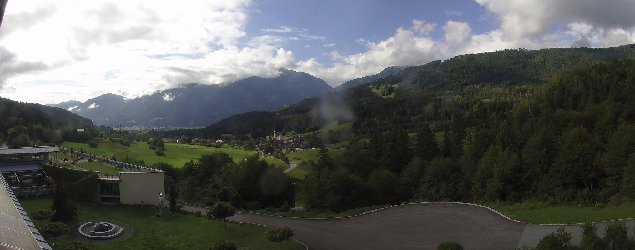 Archiv Foto Webcam Landeskrankenhaus Laas (Gailtal)