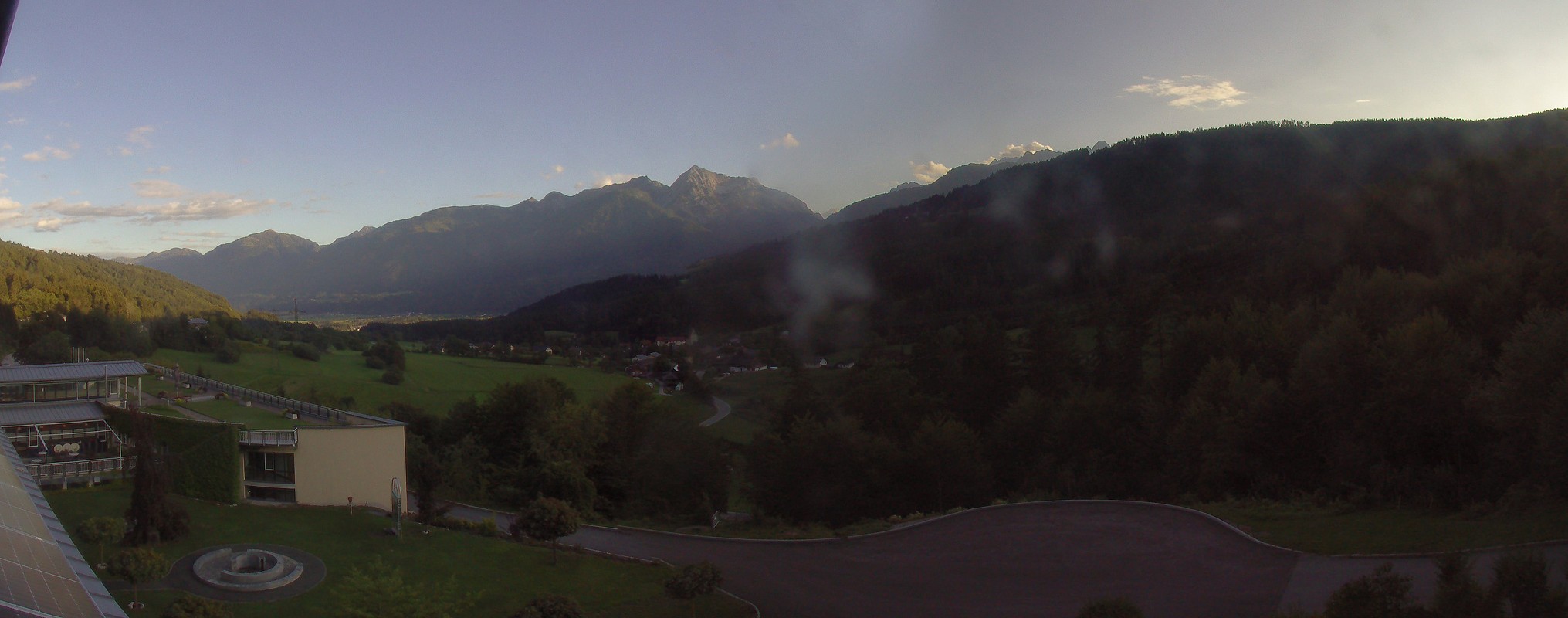 Archiv Foto Webcam Landeskrankenhaus Laas (Gailtal)