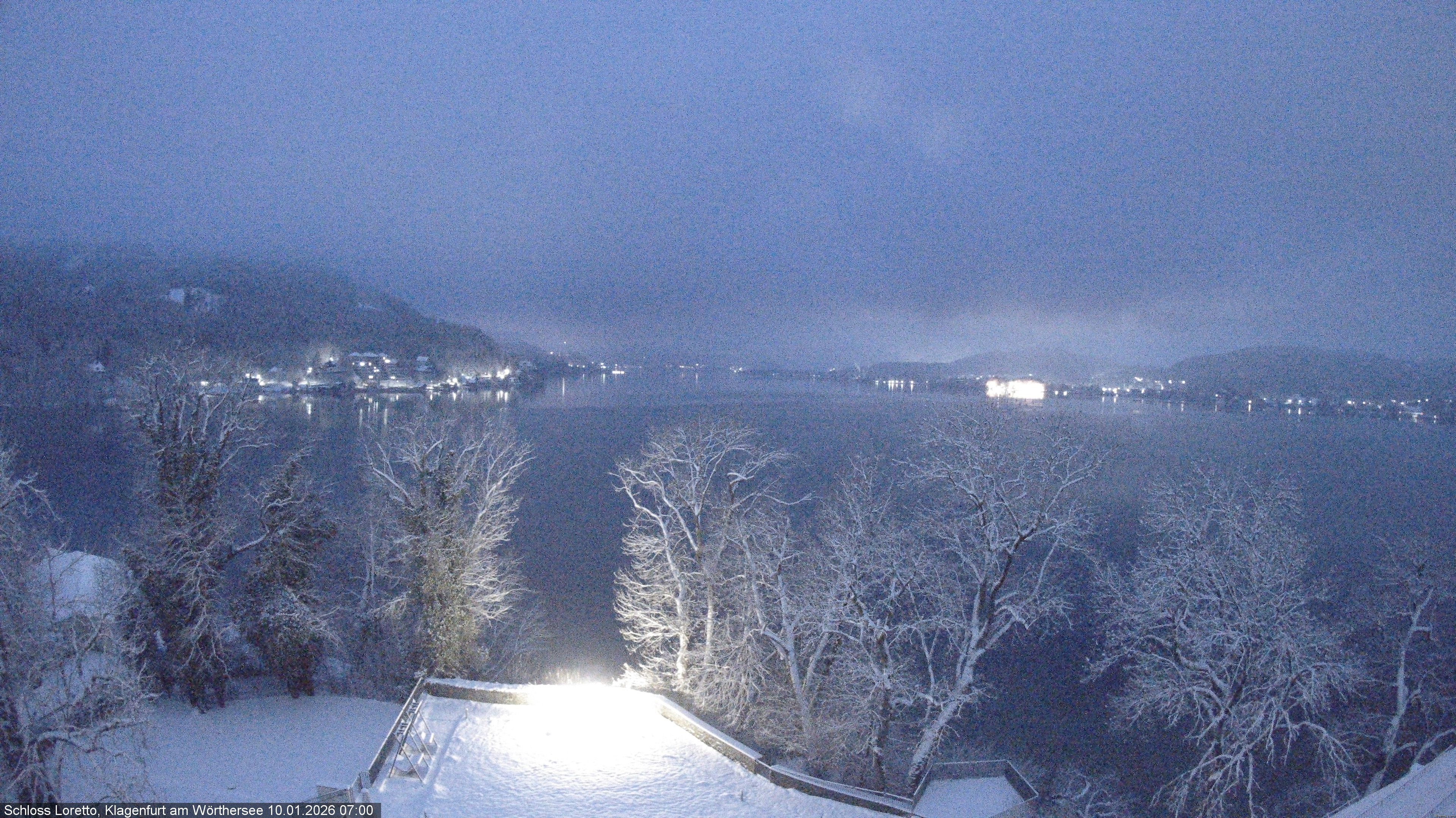 Archiv Foto Webcam Schloss Loretto bei Klagenfurt