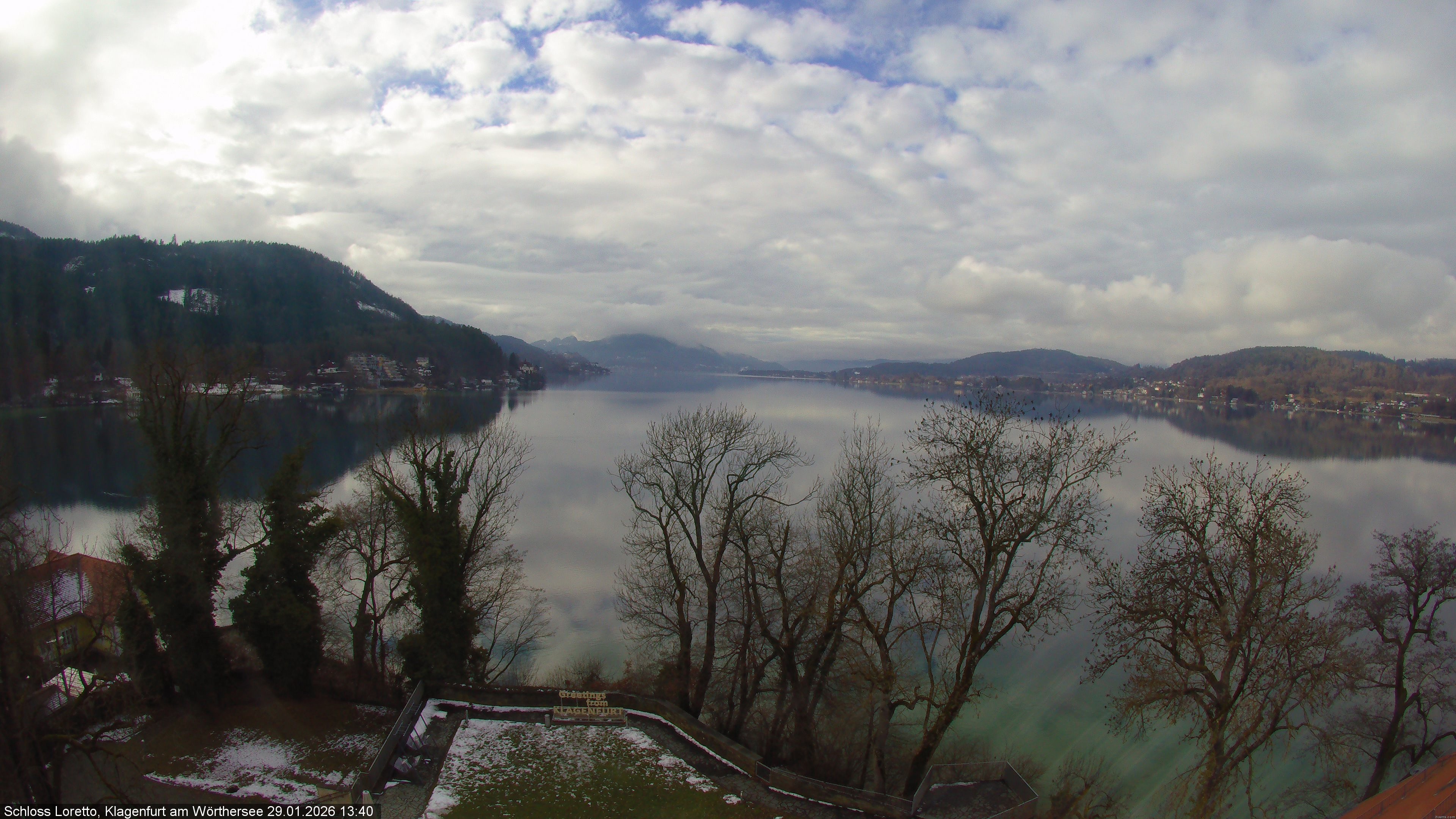 Archiv Foto Webcam Schloss Loretto bei Klagenfurt