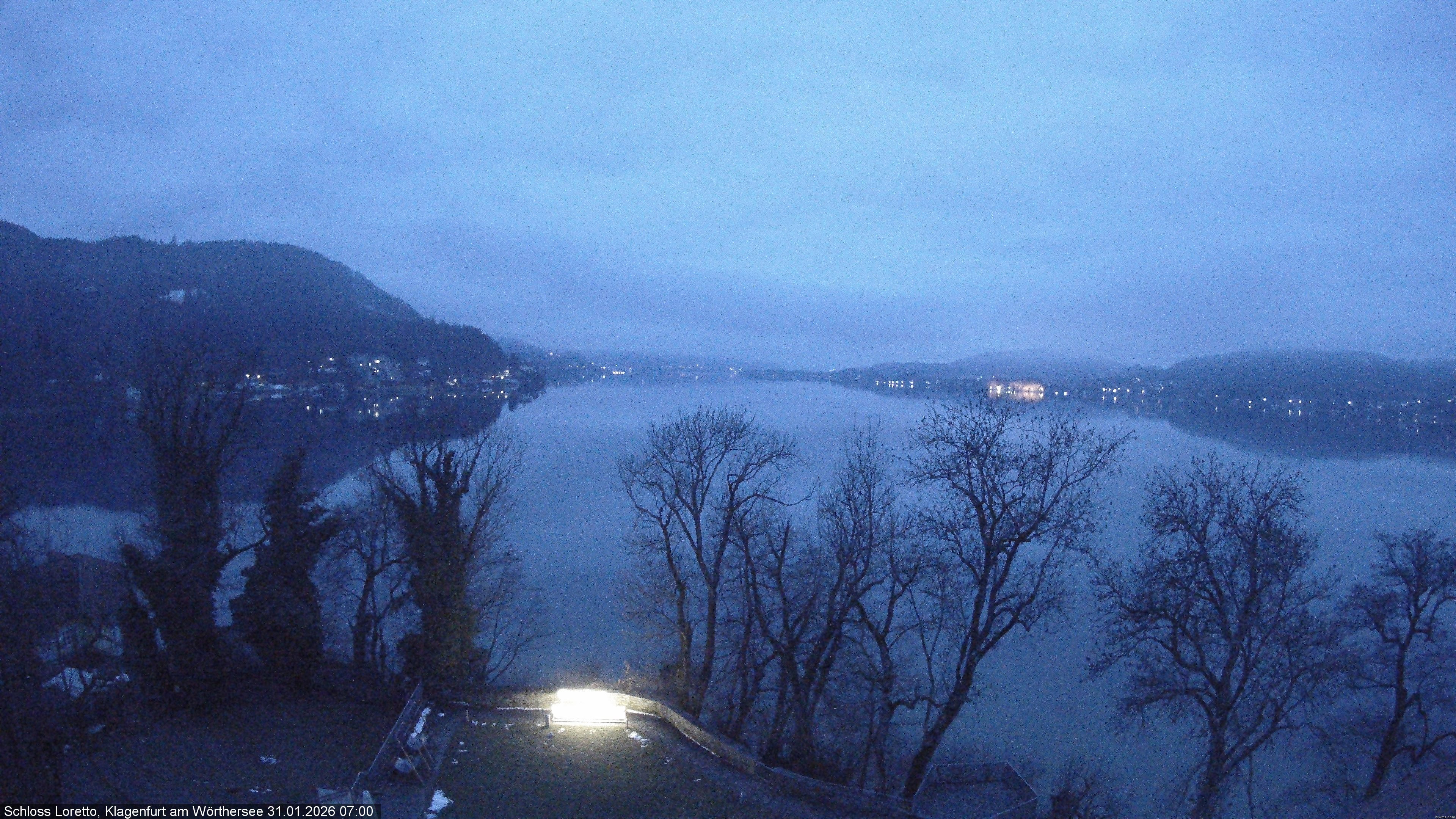 Archiv Foto Webcam Schloss Loretto bei Klagenfurt
