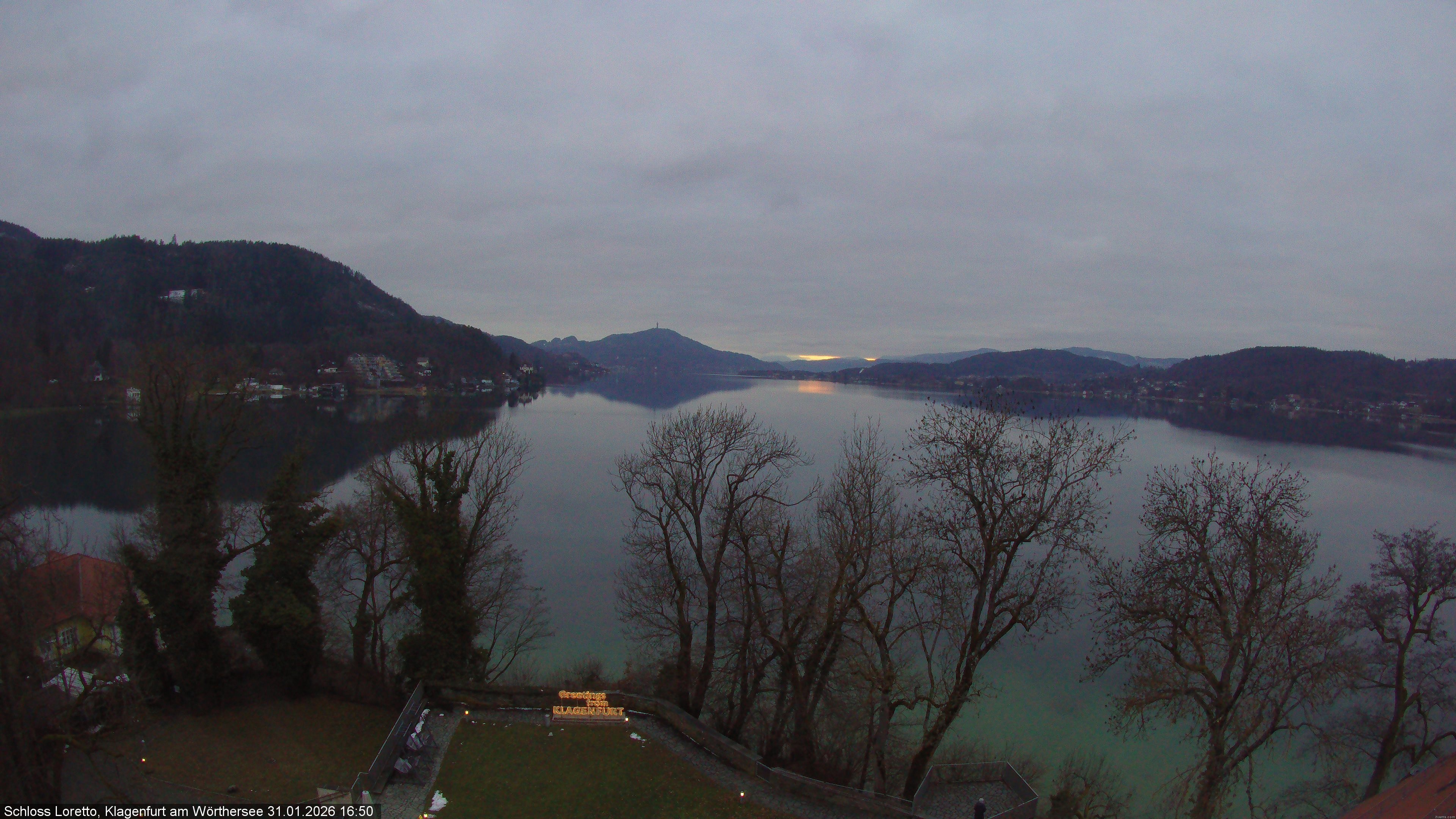 Archiv Foto Webcam Schloss Loretto bei Klagenfurt