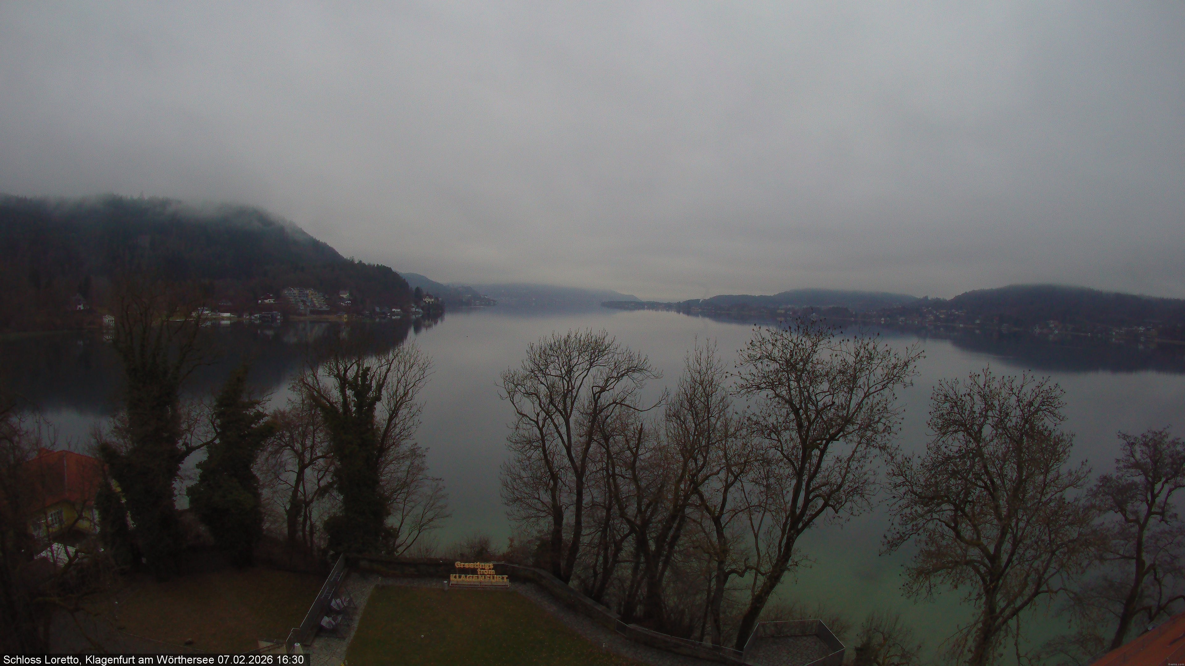 Archiv Foto Webcam Schloss Loretto bei Klagenfurt