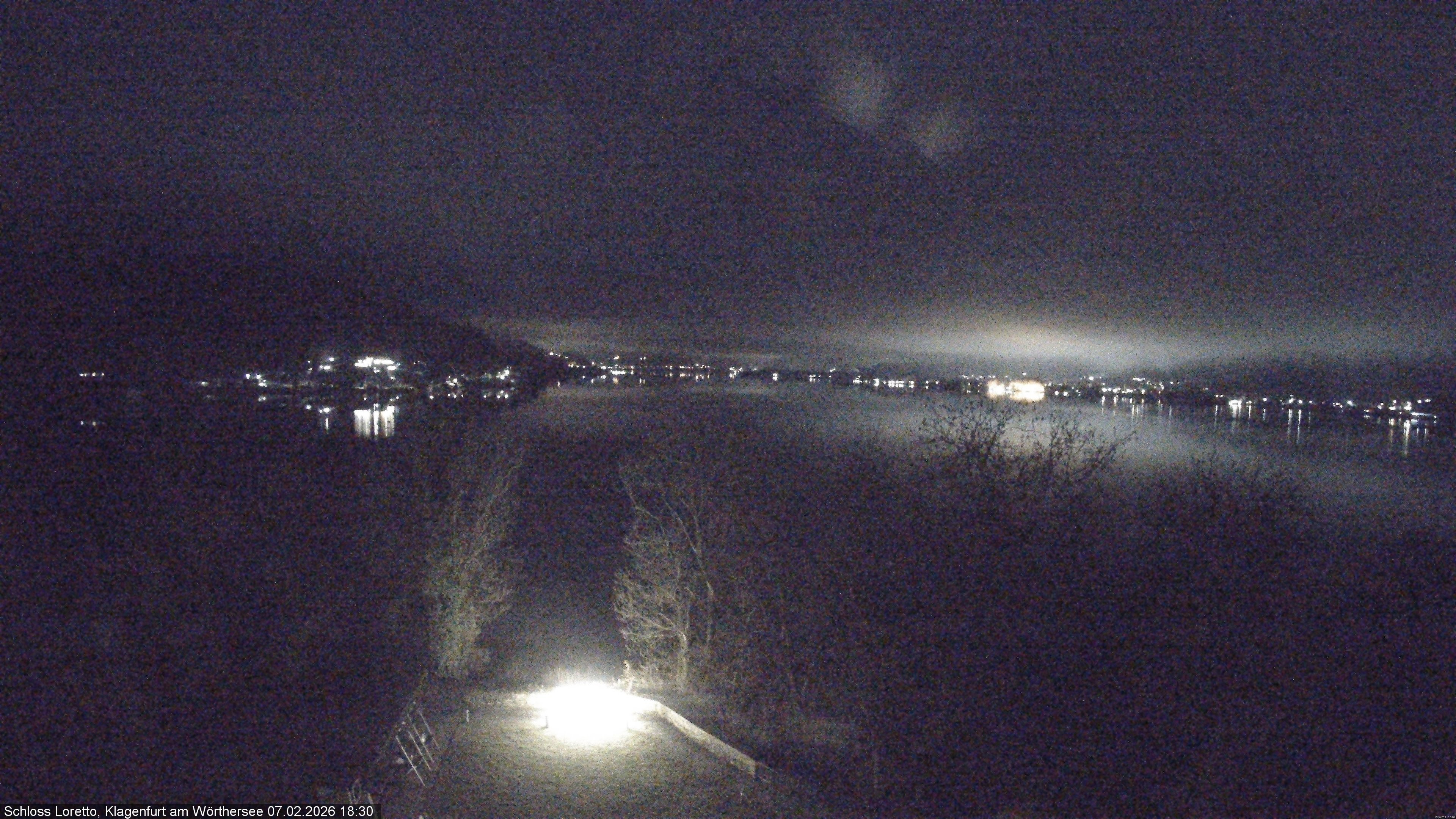 Archiv Foto Webcam Schloss Loretto bei Klagenfurt