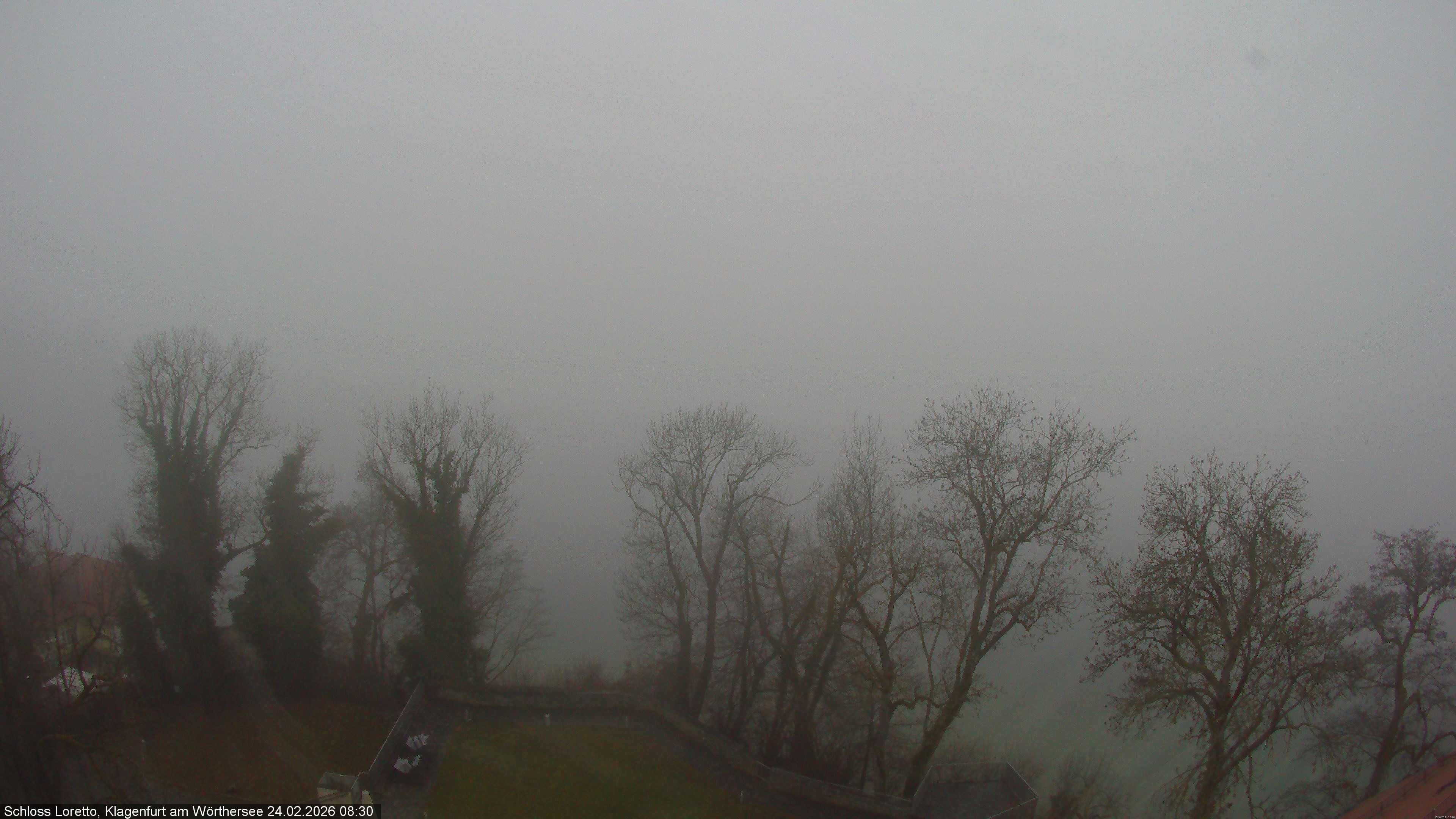 Archiv Foto Webcam Schloss Loretto bei Klagenfurt