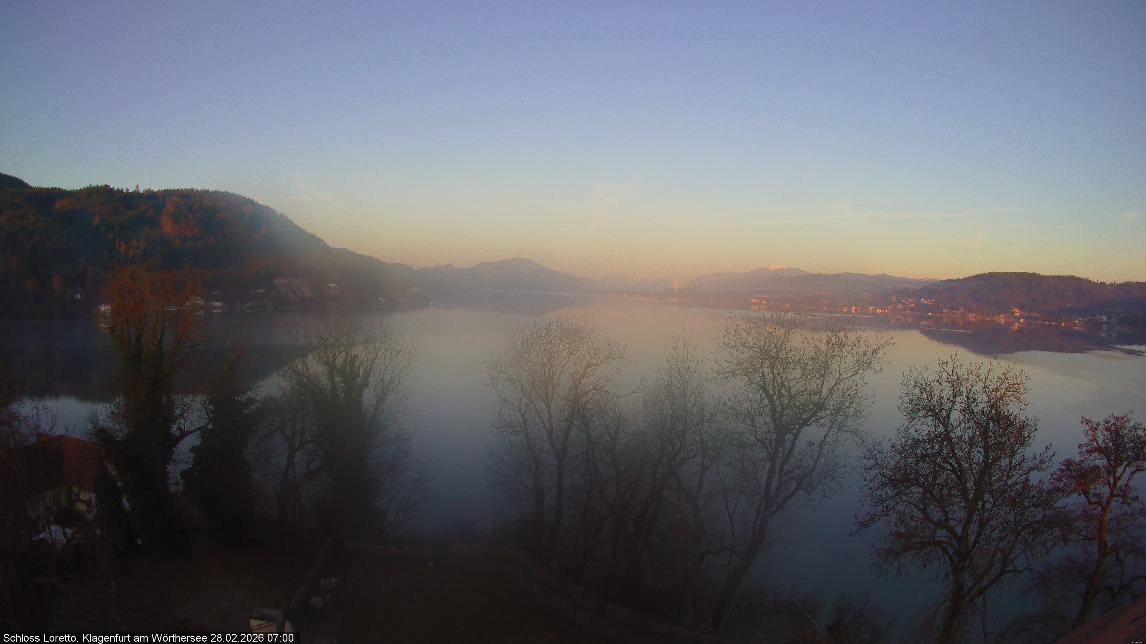 Archiv Foto Webcam Schloss Loretto bei Klagenfurt