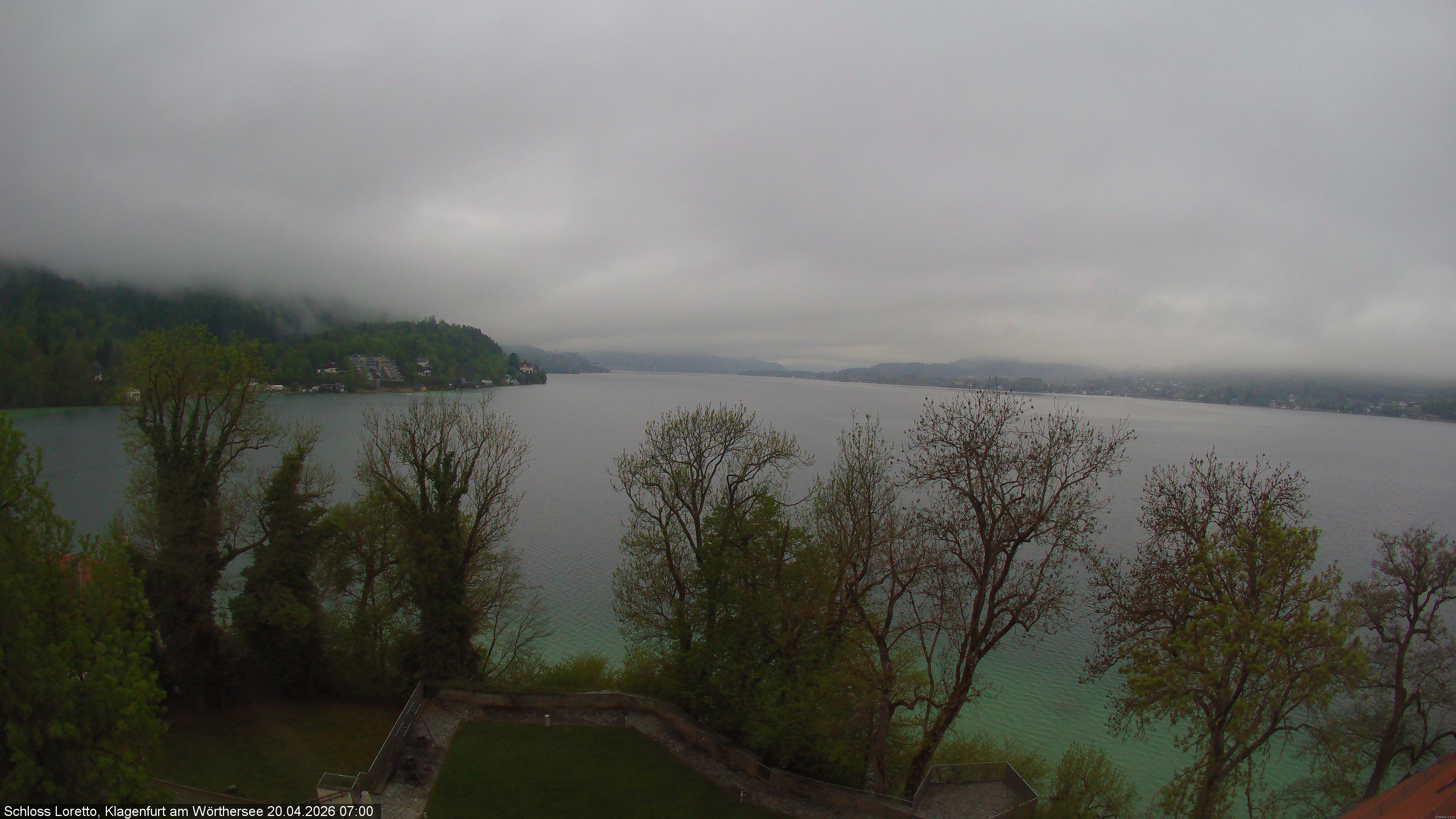 Archiv Foto Webcam Schloss Loretto bei Klagenfurt