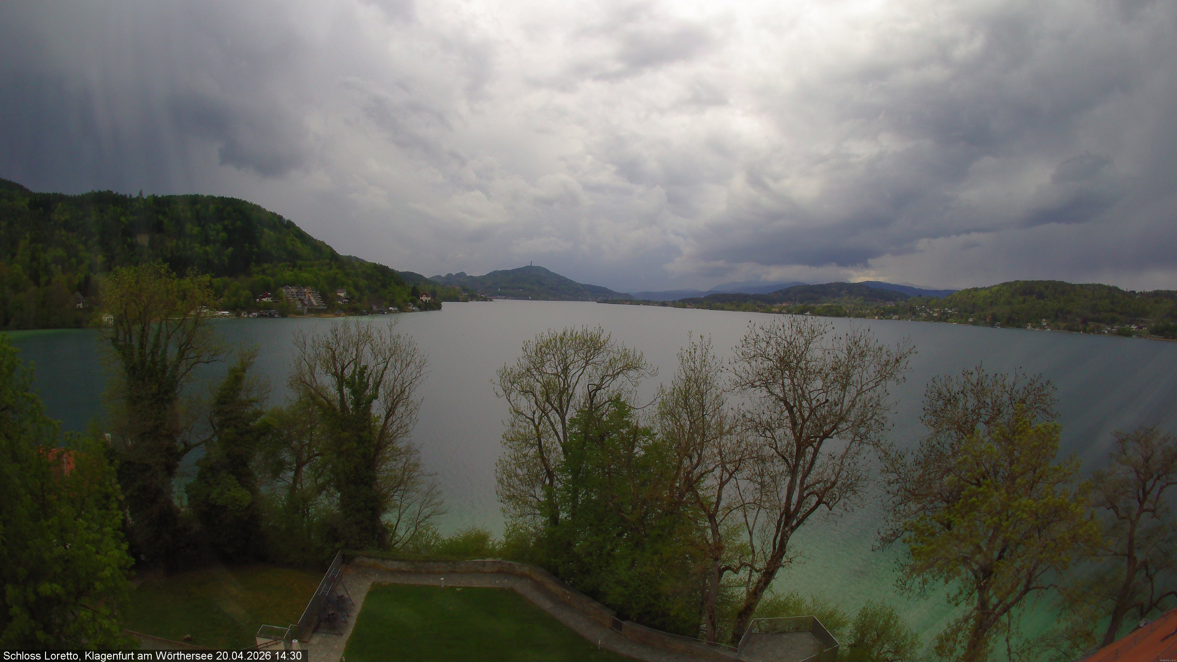 Archiv Foto Webcam Schloss Loretto bei Klagenfurt