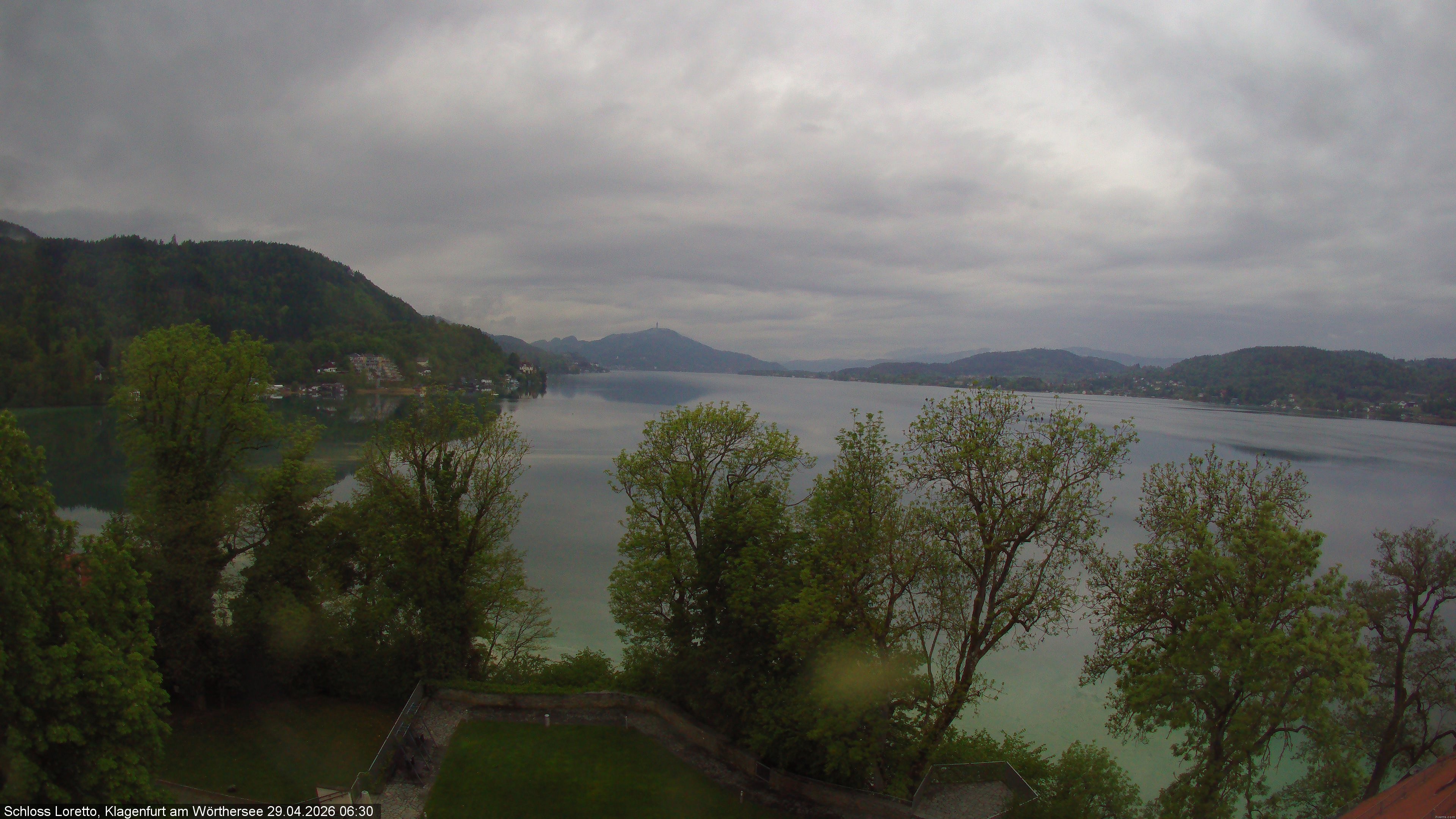 Archiv Foto Webcam Schloss Loretto bei Klagenfurt