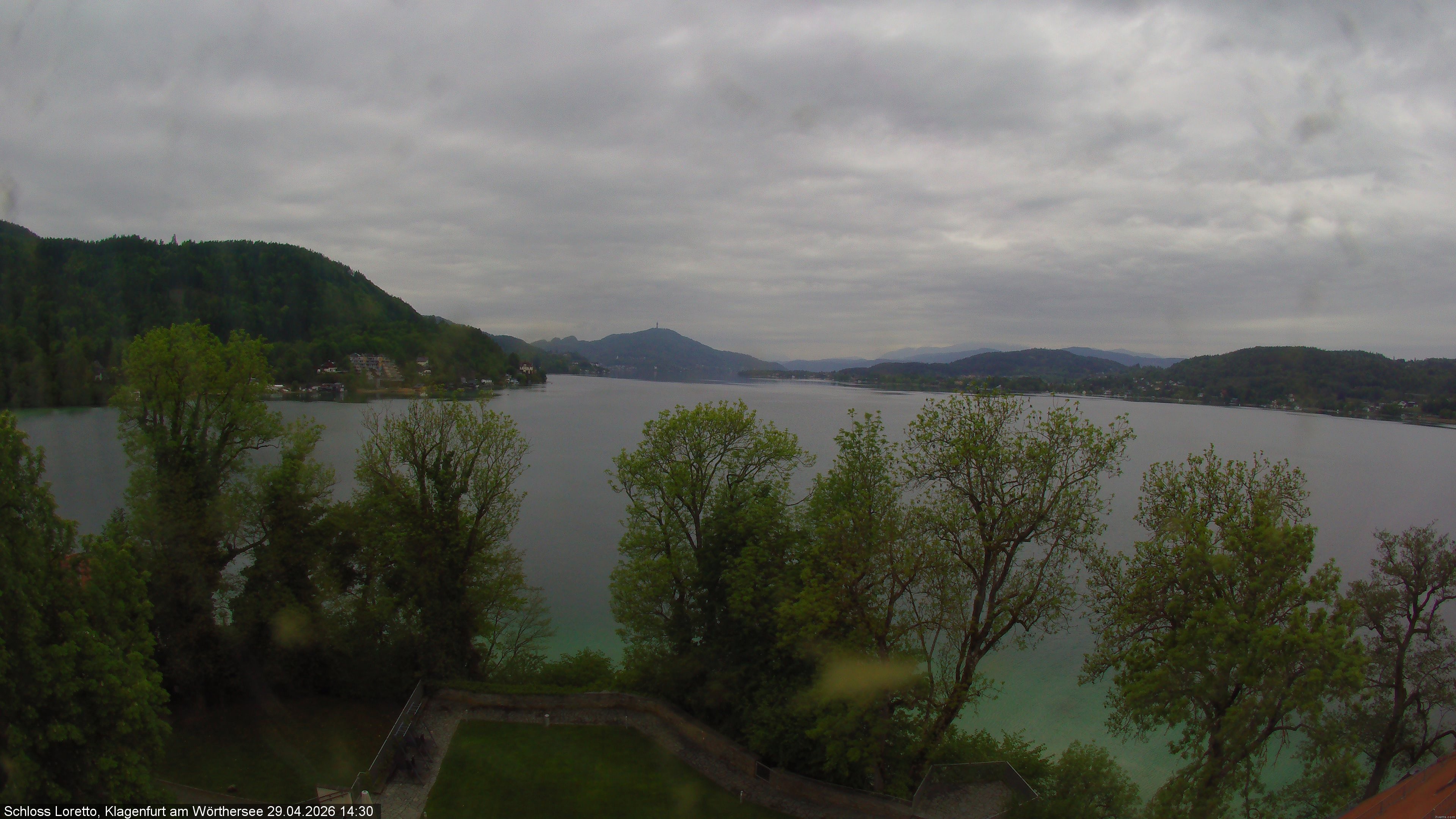 Archiv Foto Webcam Schloss Loretto bei Klagenfurt