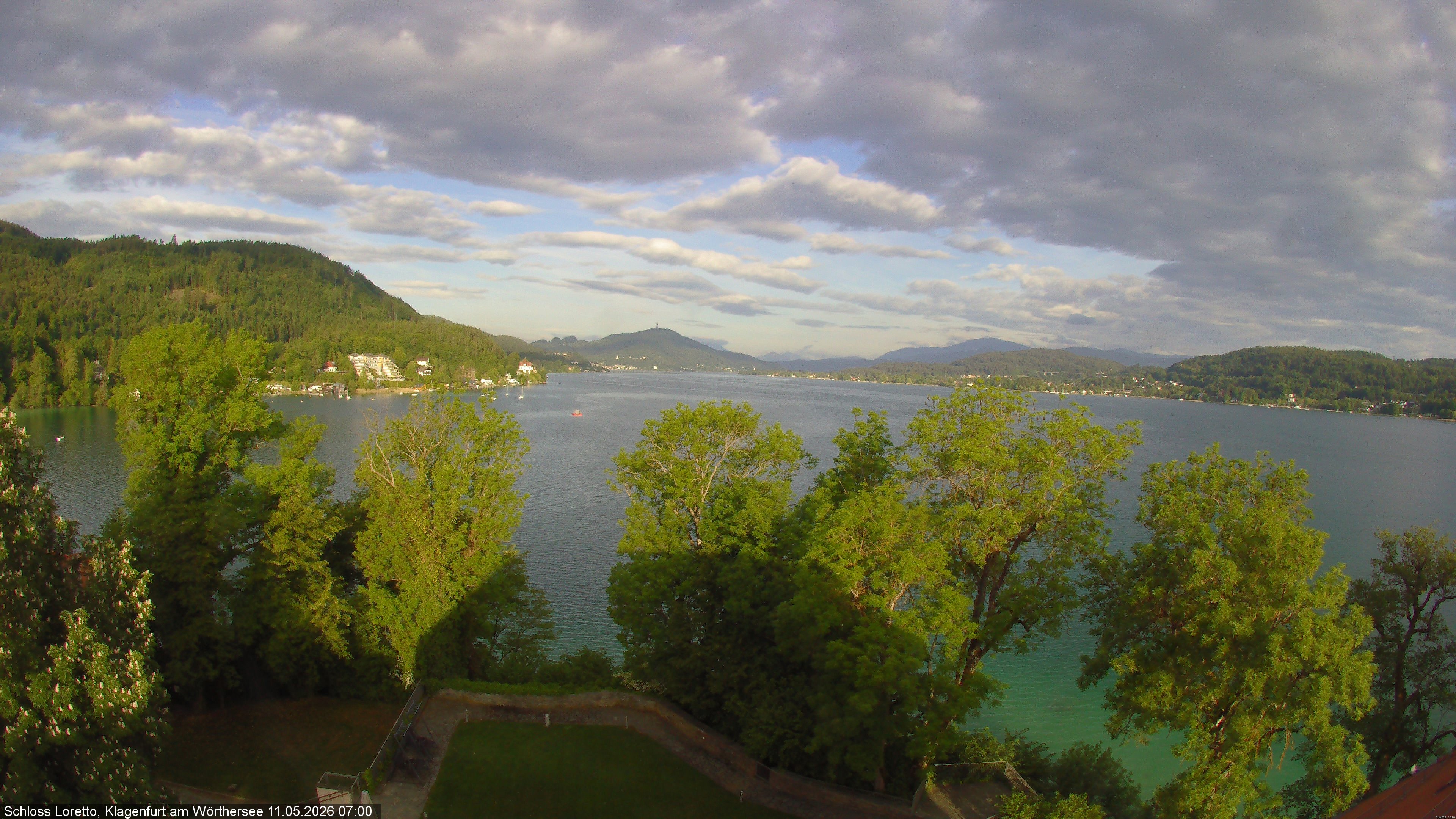 Archiv Foto Webcam Schloss Loretto bei Klagenfurt