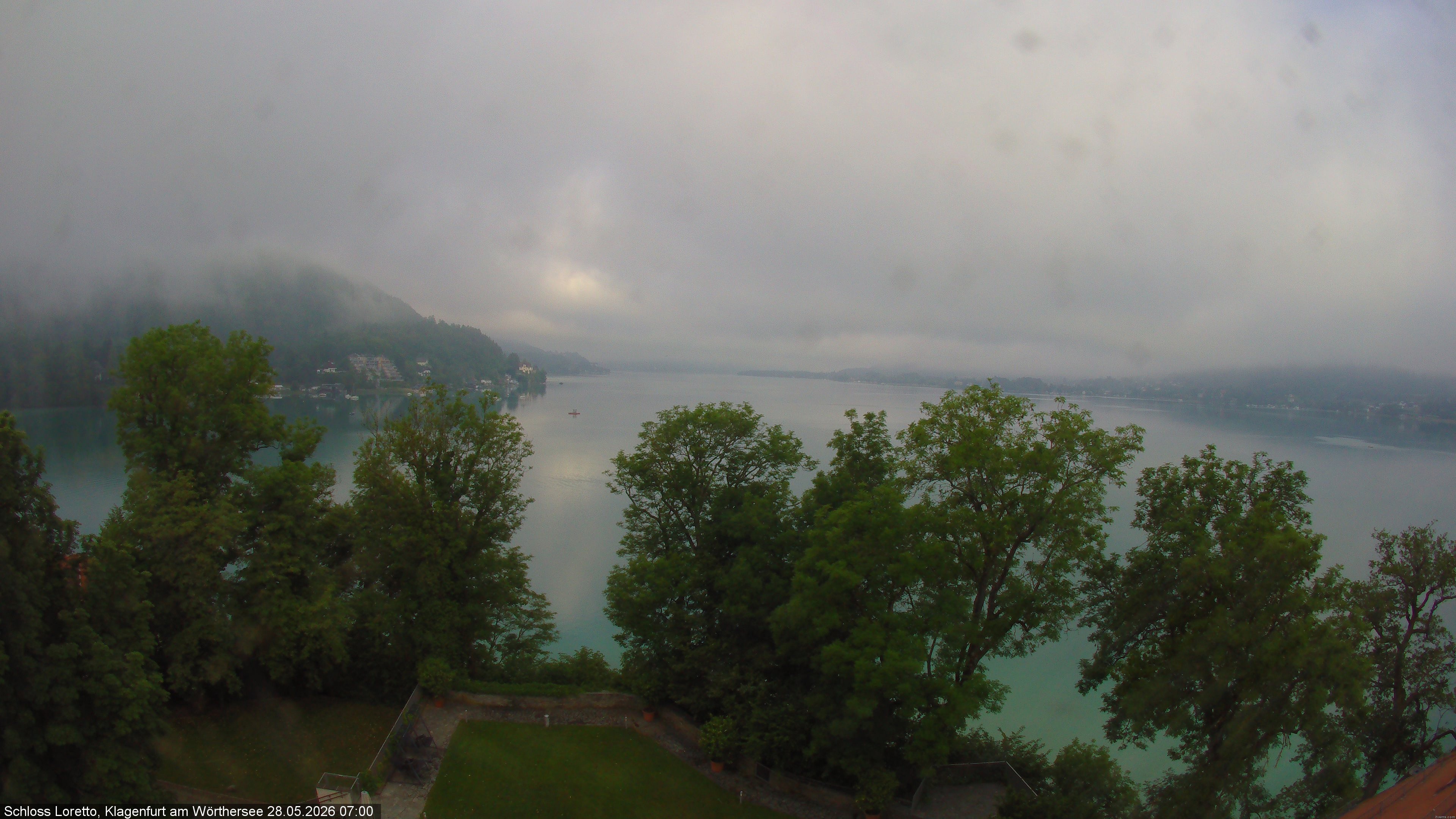 Archiv Foto Webcam Schloss Loretto bei Klagenfurt