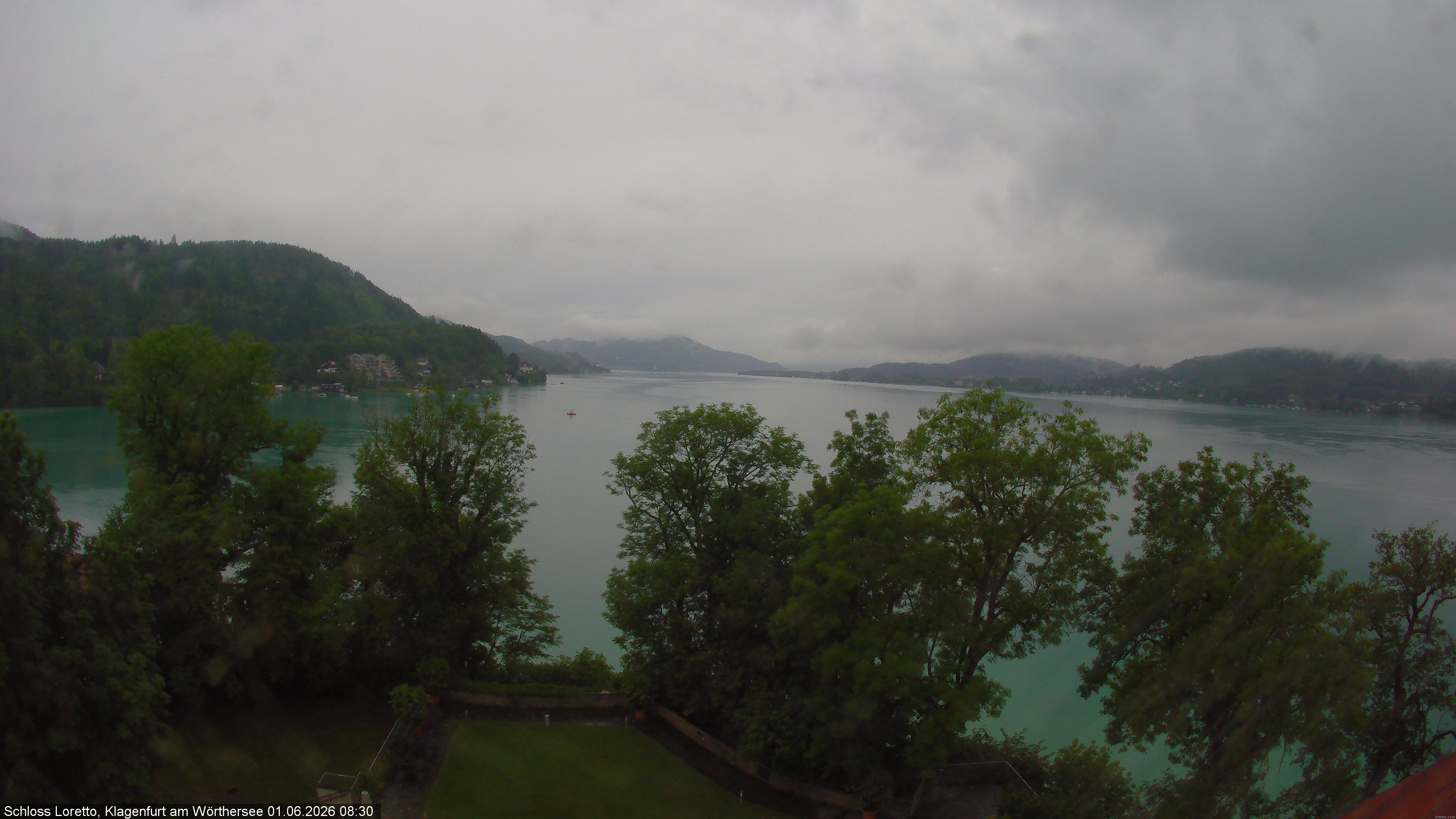 Archiv Foto Webcam Schloss Loretto bei Klagenfurt