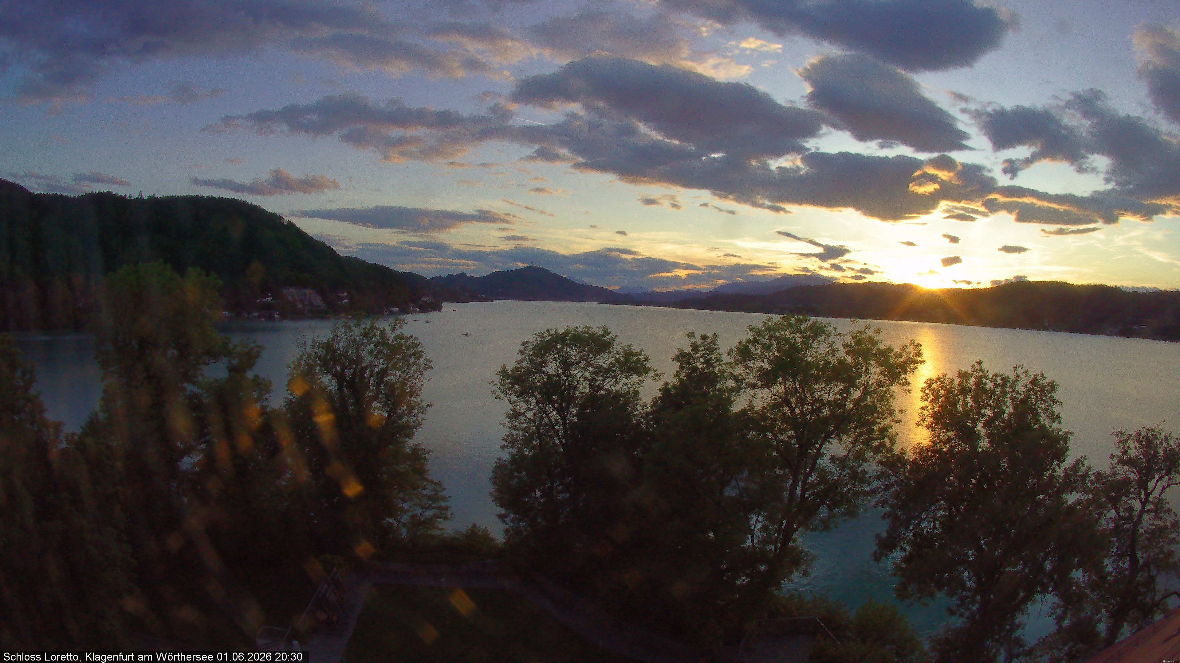 Archiv Foto Webcam Schloss Loretto bei Klagenfurt
