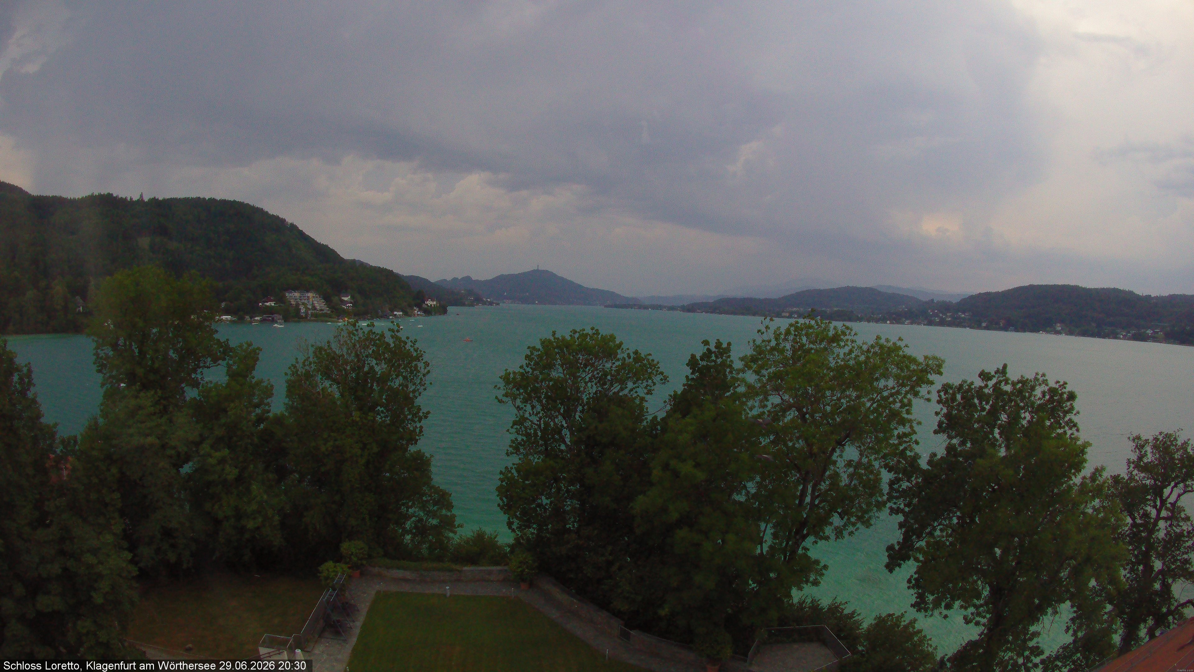 Archiv Foto Webcam Schloss Loretto bei Klagenfurt