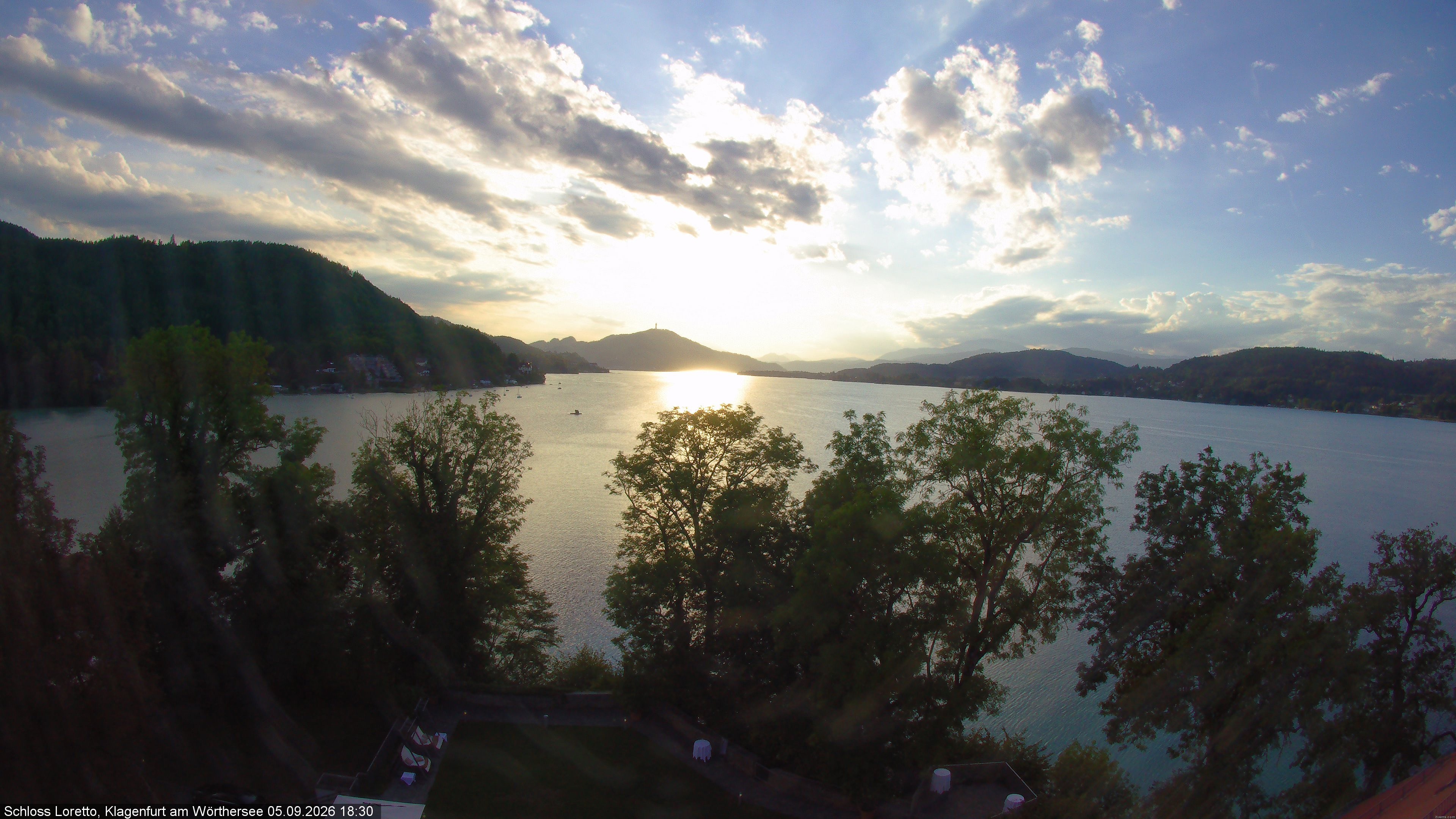 Archiv Foto Webcam Schloss Loretto bei Klagenfurt