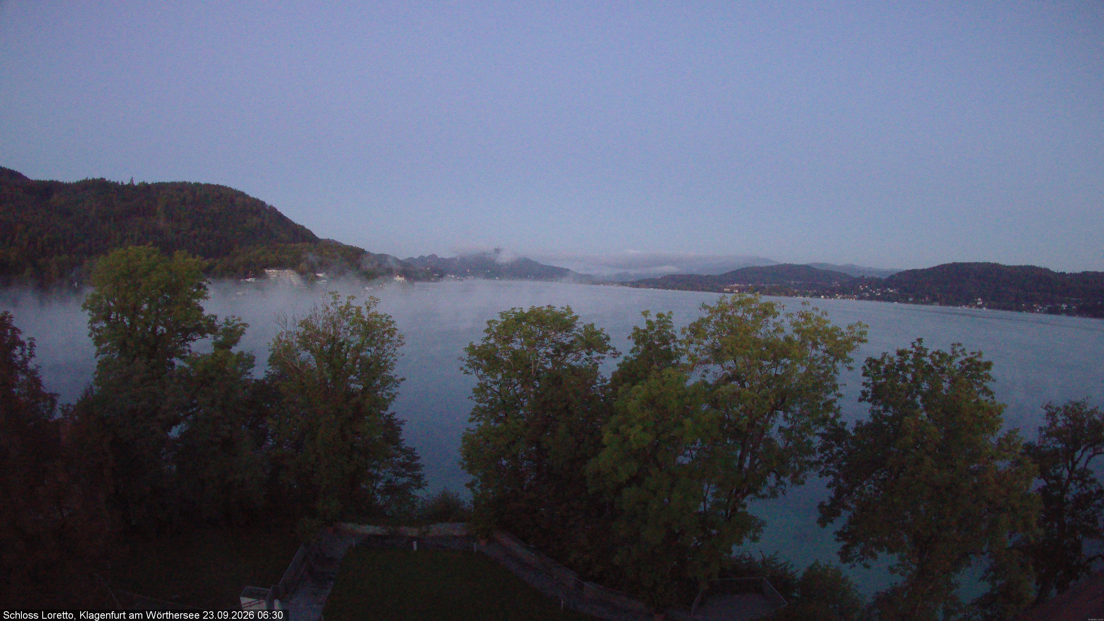 Archiv Foto Webcam Schloss Loretto bei Klagenfurt