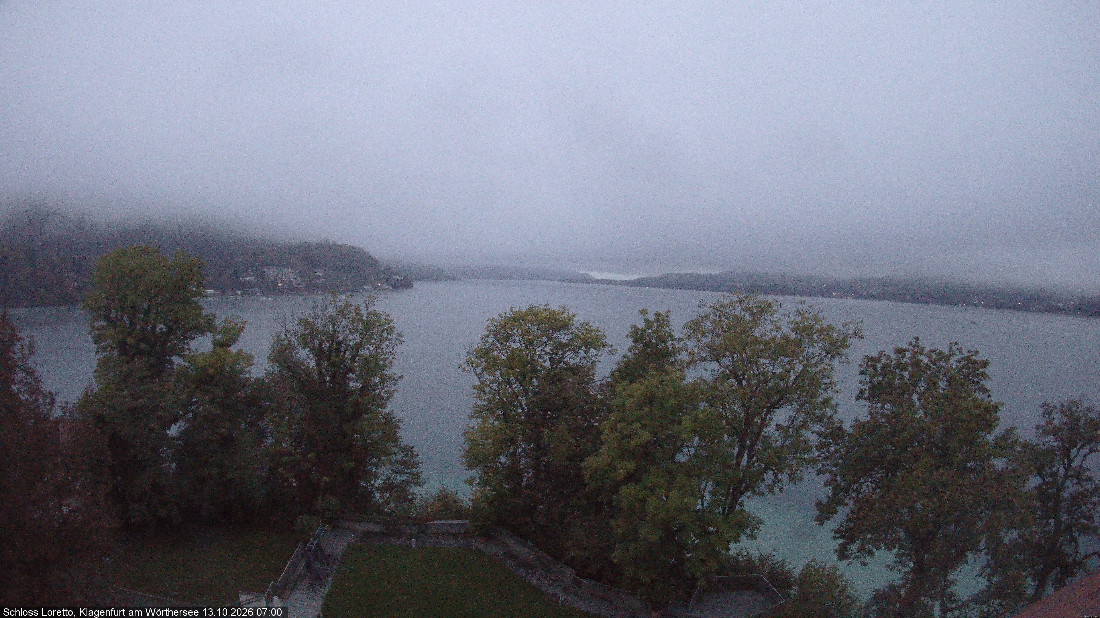 Archiv Foto Webcam Schloss Loretto bei Klagenfurt