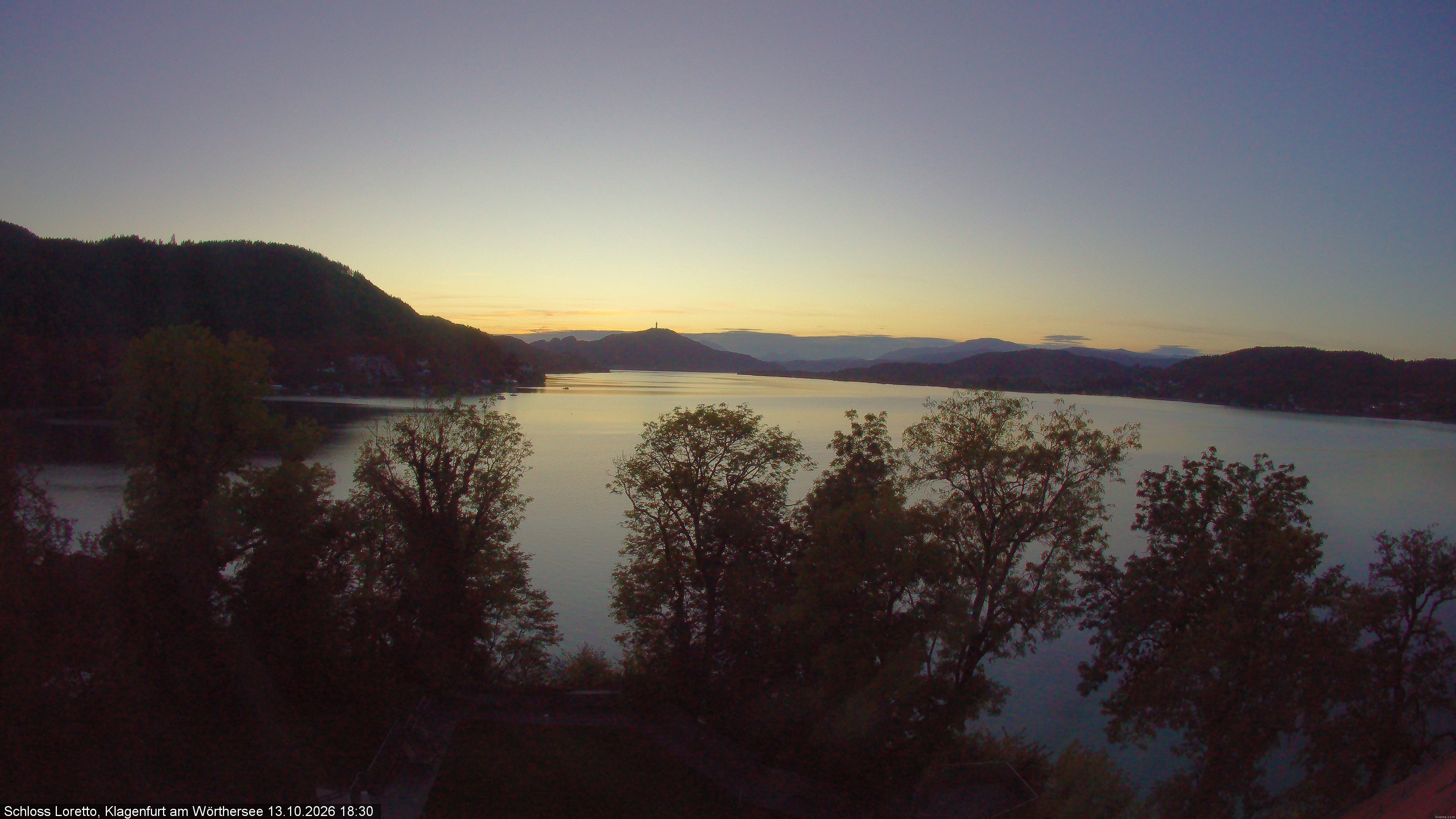 Archiv Foto Webcam Schloss Loretto bei Klagenfurt