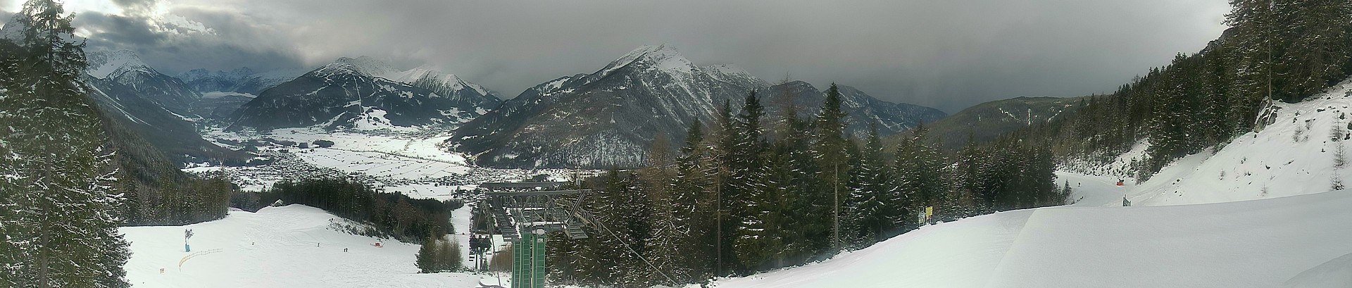 Archiv Foto Webcam 3er Sessellift im Skigebiet Ehrwald