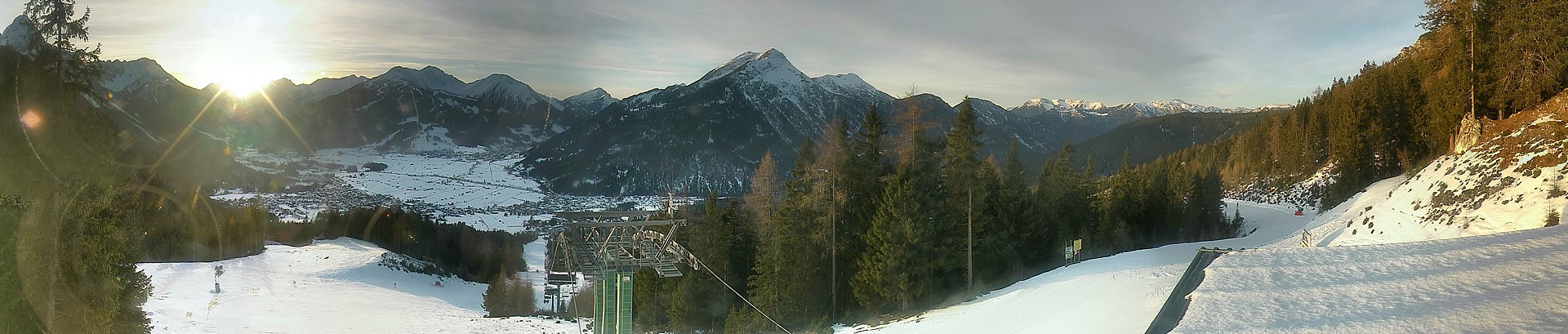 Archiv Foto Webcam 3er Sessellift im Skigebiet Ehrwald