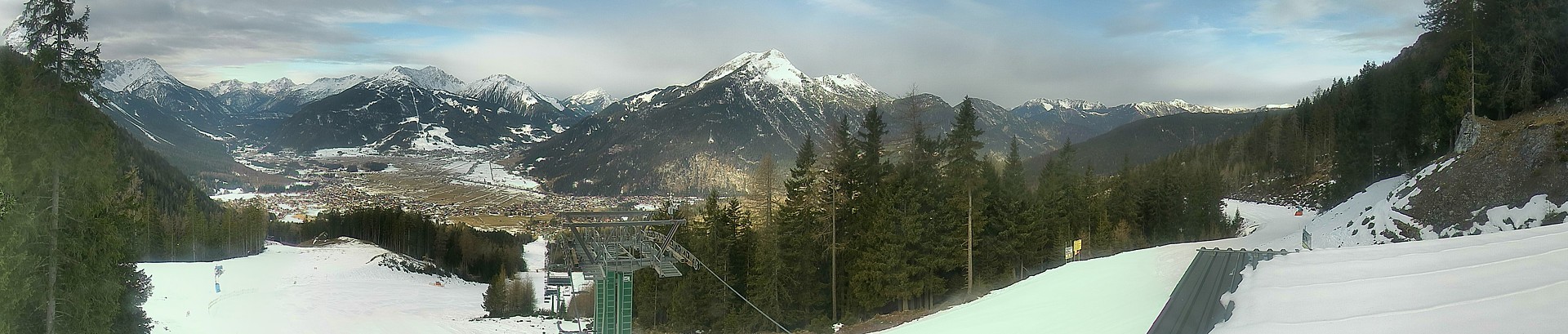 Archiv Foto Webcam 3er Sessellift im Skigebiet Ehrwald