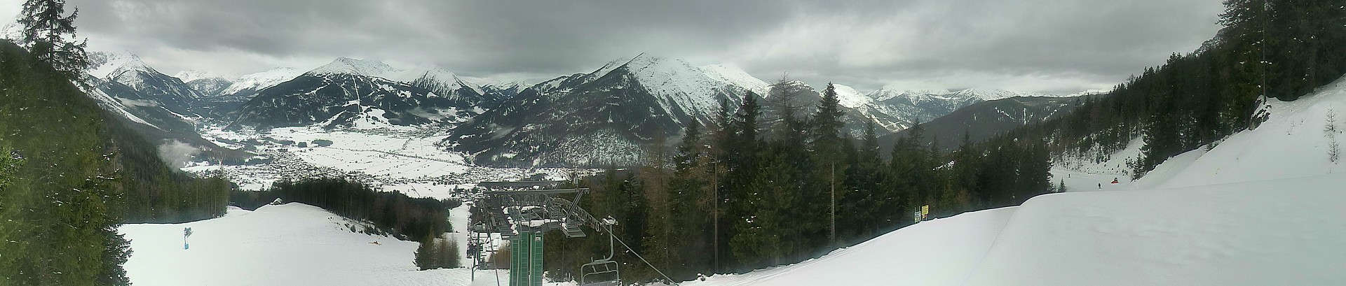 Archiv Foto Webcam 3er Sessellift im Skigebiet Ehrwald