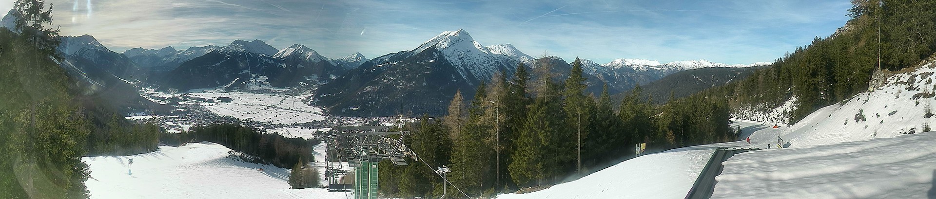 Archived image Webcam 3-chair lift Wettersteinbahnen Ehrwald