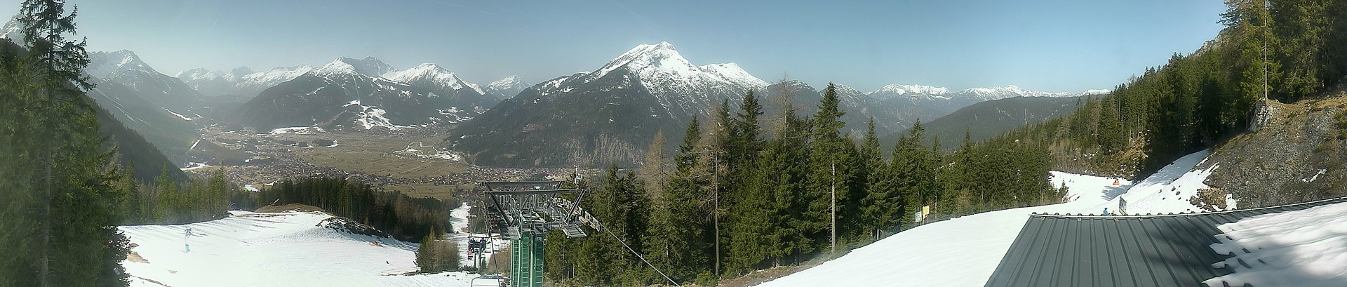 Archived image Webcam 3-chair lift Wettersteinbahnen Ehrwald