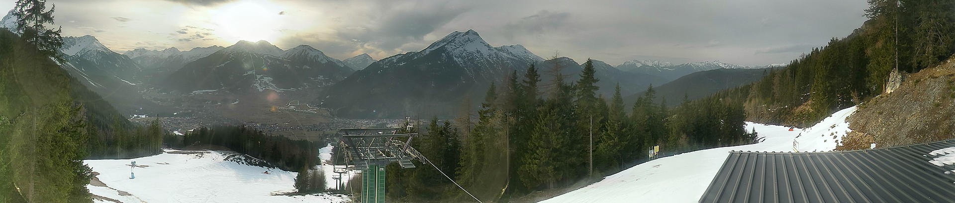 Archiv Foto Webcam 3er Sessellift im Skigebiet Ehrwald