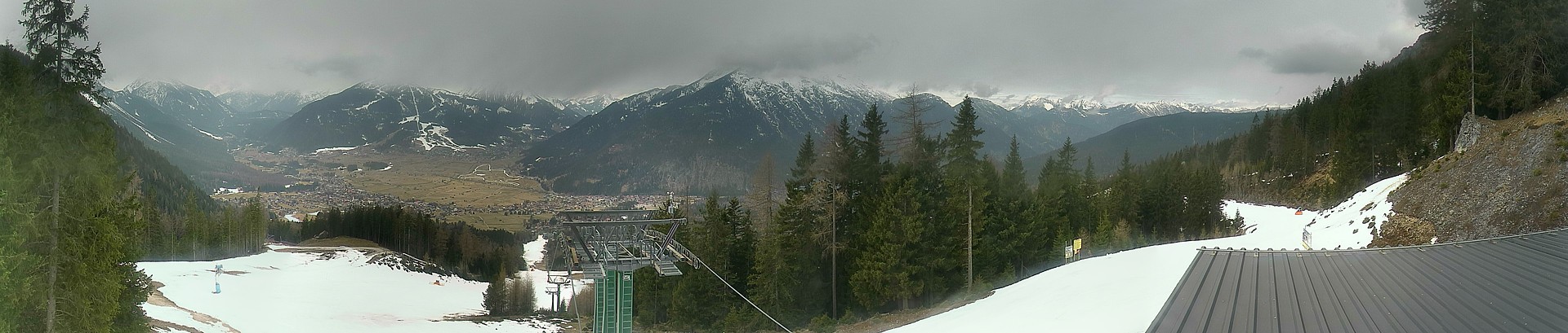 Archiv Foto Webcam 3er Sessellift im Skigebiet Ehrwald