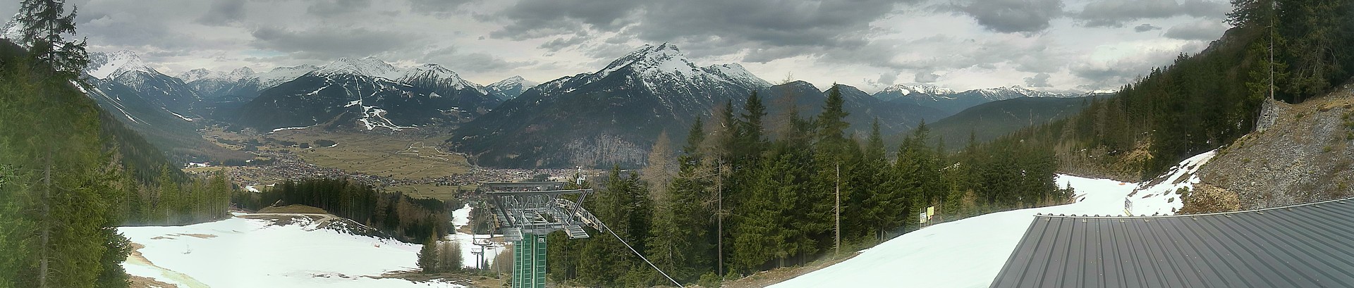 Archiv Foto Webcam 3er Sessellift im Skigebiet Ehrwald