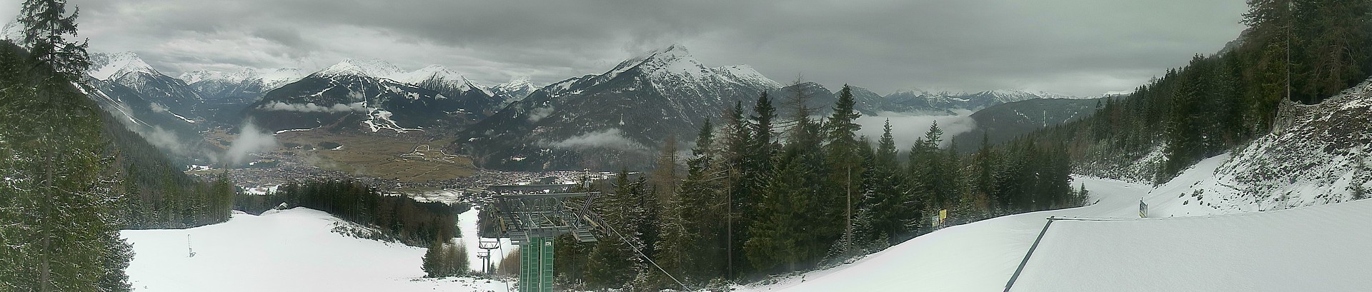 Archiv Foto Webcam 3er Sessellift im Skigebiet Ehrwald