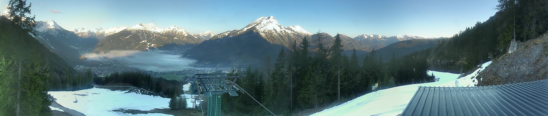 Archiv Foto Webcam 3er Sessellift im Skigebiet Ehrwald