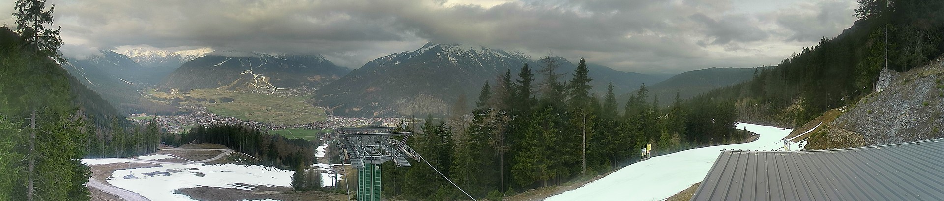 Archiv Foto Webcam 3er Sessellift im Skigebiet Ehrwald