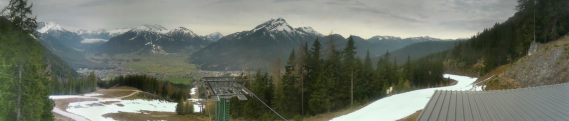 Archiv Foto Webcam 3er Sessellift im Skigebiet Ehrwald