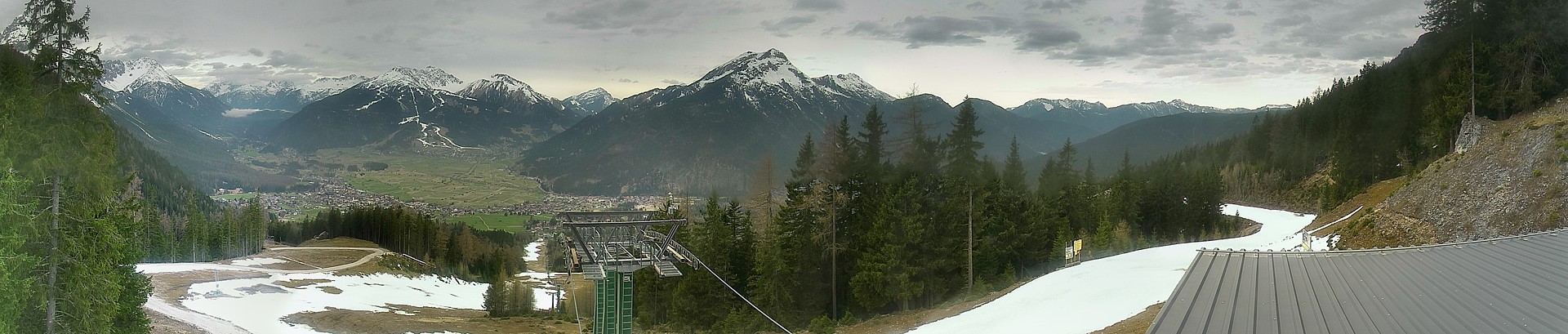 Archiv Foto Webcam 3er Sessellift im Skigebiet Ehrwald