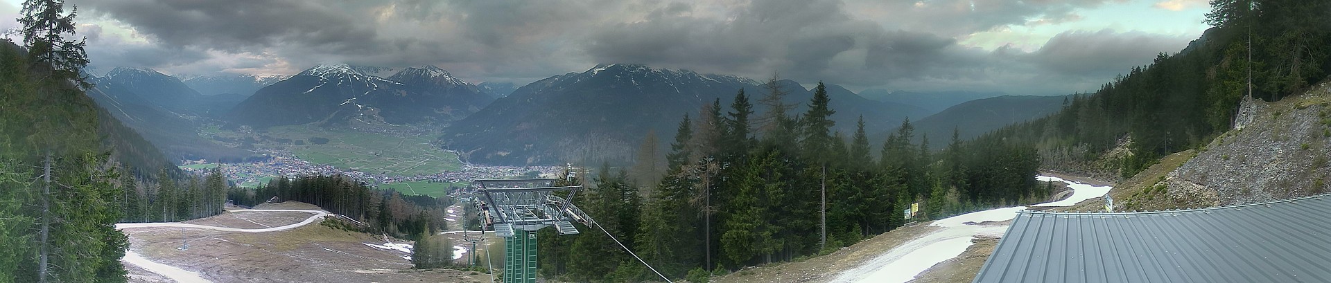 Archived image Webcam 3-chair lift Wettersteinbahnen Ehrwald